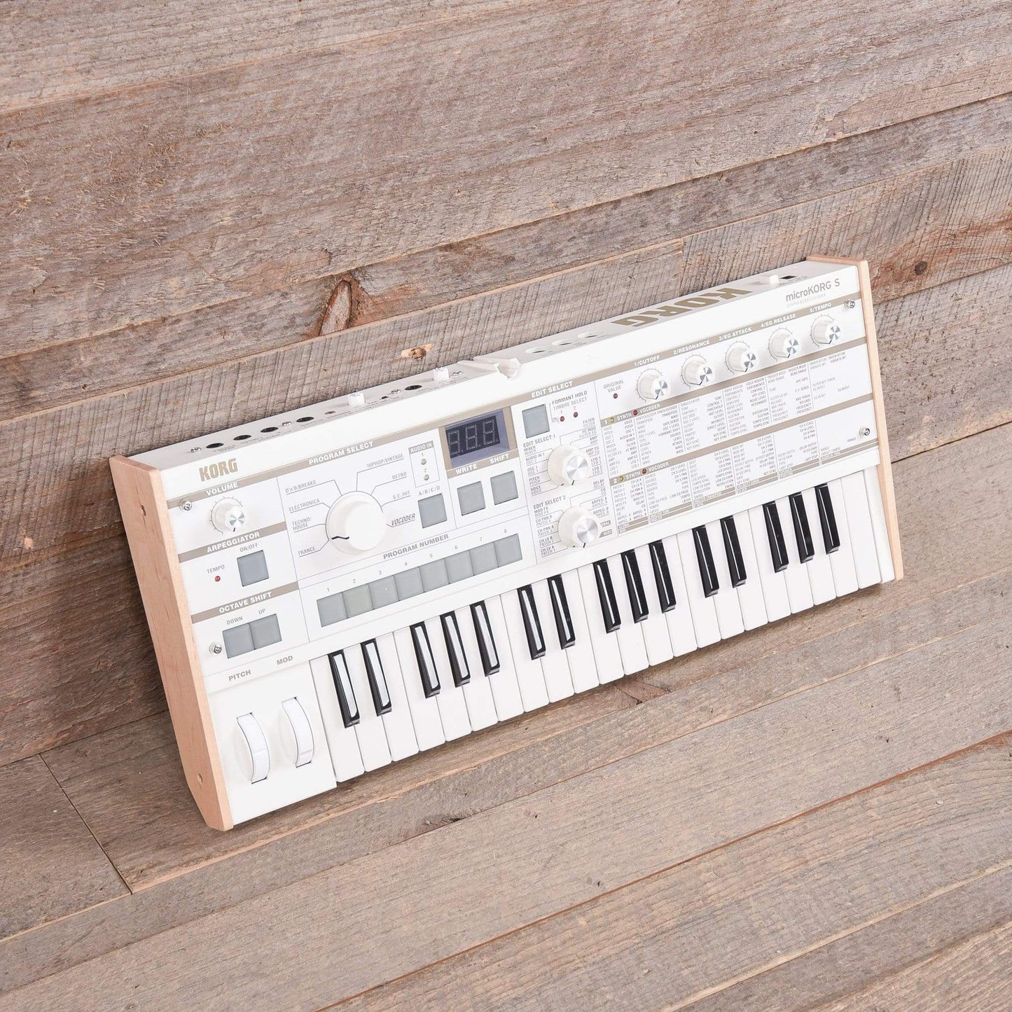 Korg MicroKorg-S Synth/Vocoder Keyboards and Synths / Synths / Digital Synths