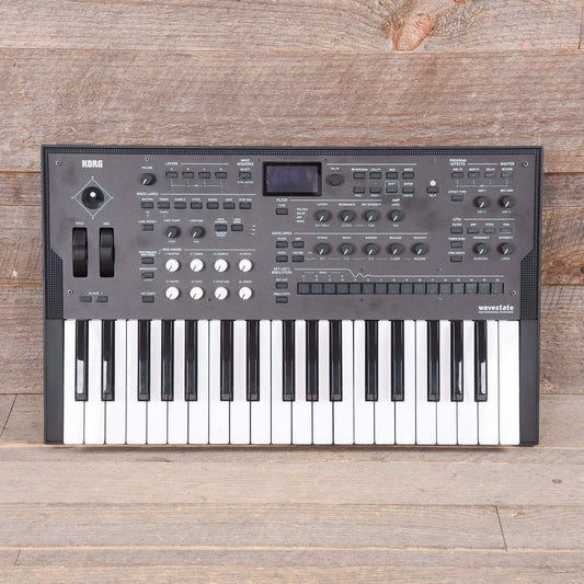 Korg Wavestate Digital Wave Sequencing Synth Keyboards and Synths / Synths / Digital Synths