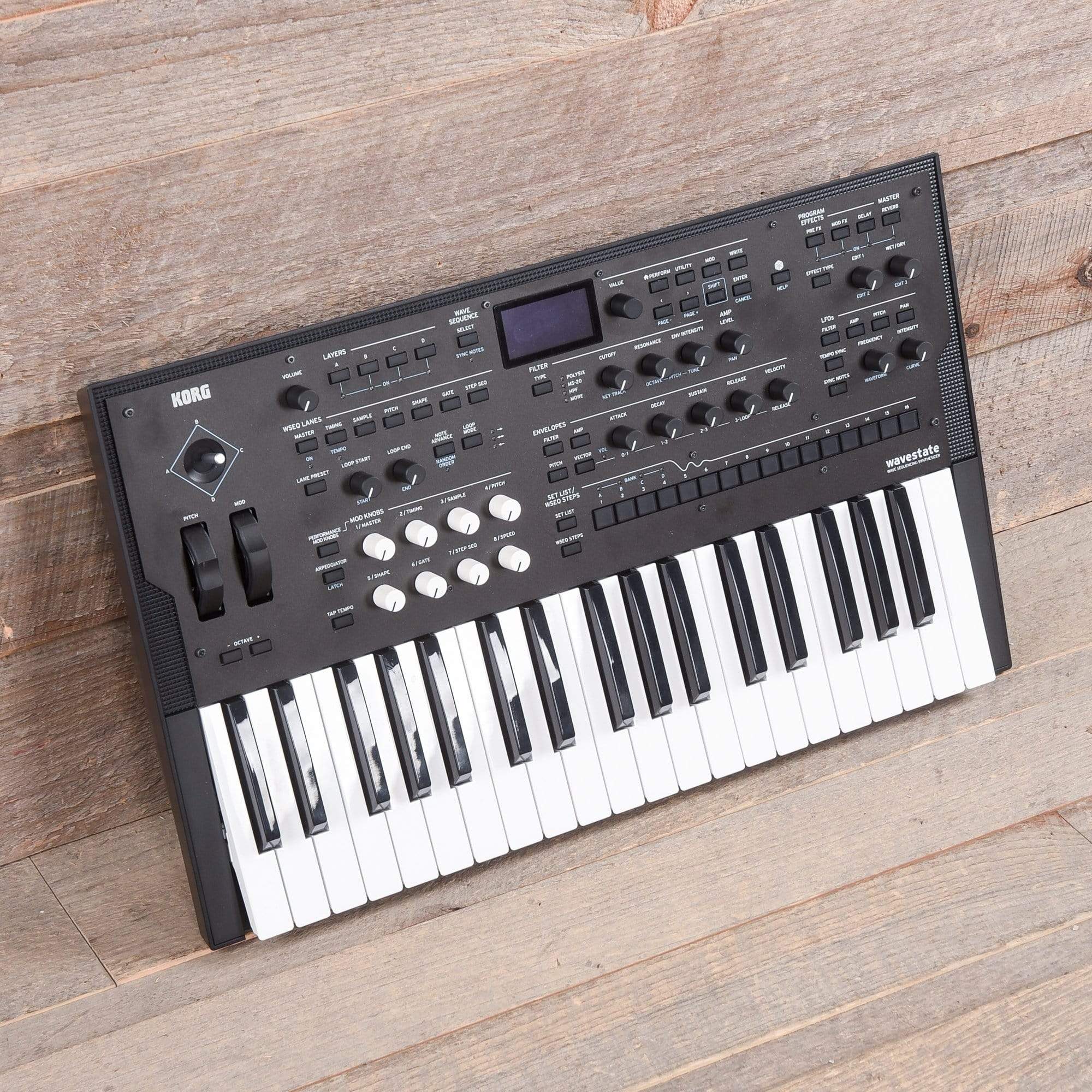 Korg Wavestate Digital Wave Sequencing Synth Keyboards and Synths / Synths / Digital Synths