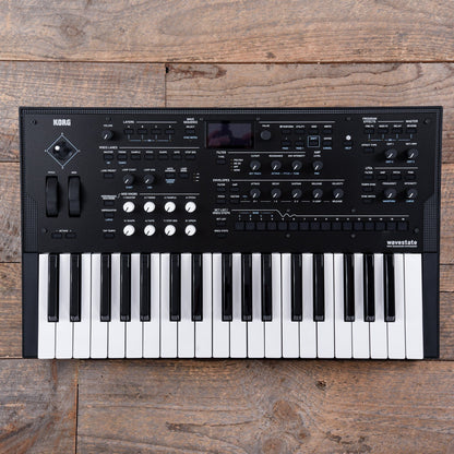 Korg Wavestate Digital Wave Sequencing Synth Keyboards and Synths / Synths / Digital Synths