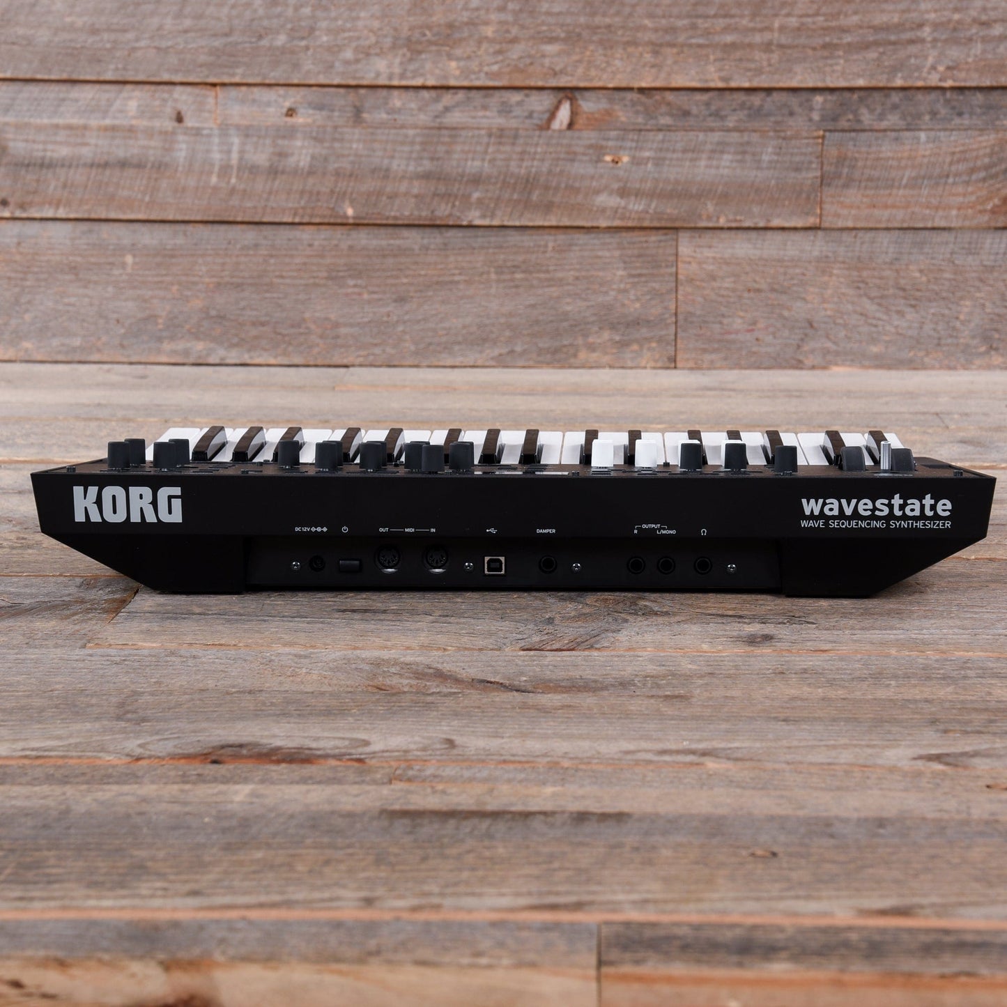 Korg Wavestate Digital Wave Sequencing Synth Keyboards and Synths / Synths / Digital Synths