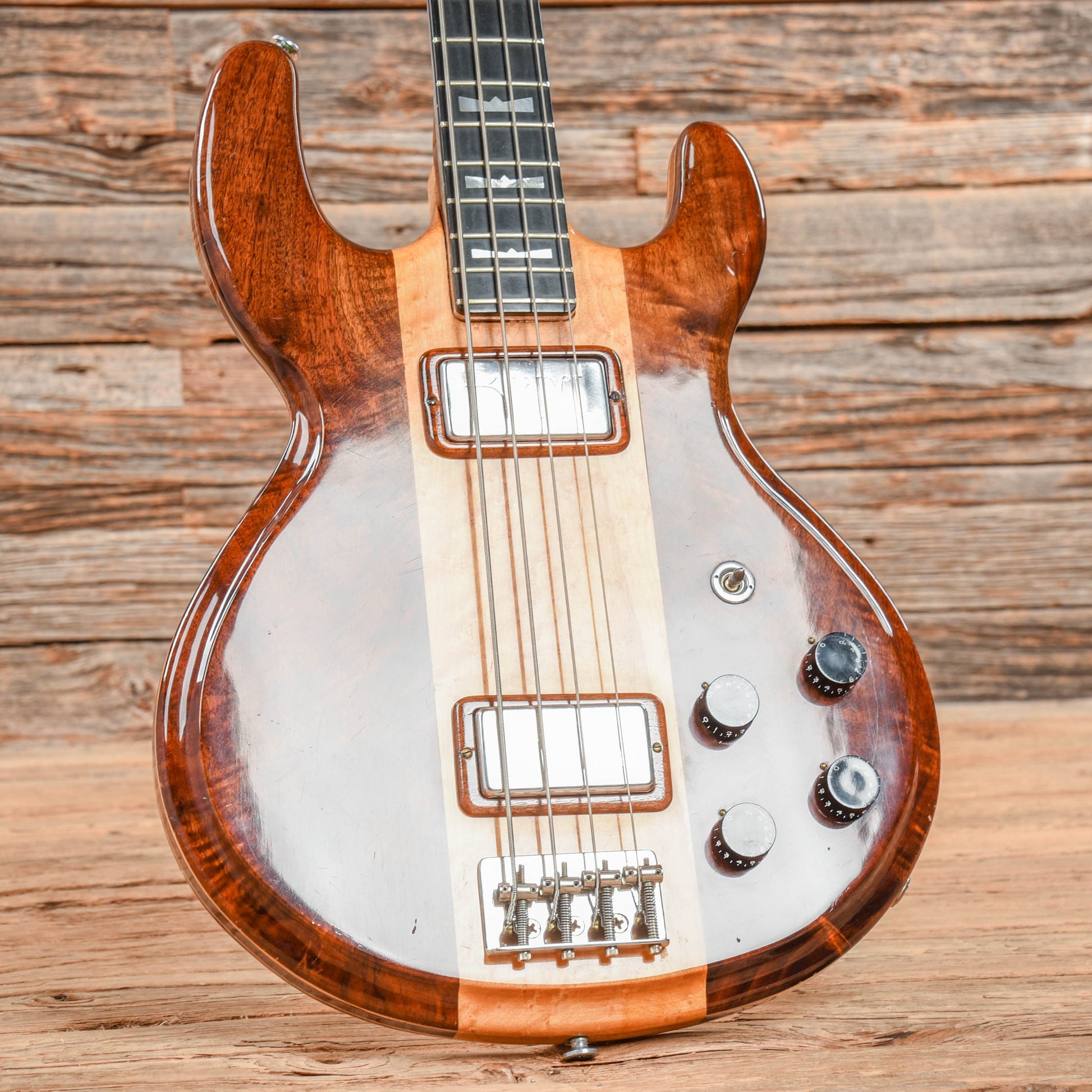 Kramer 650B Artist Natural 1980 Bass Guitars / 4-String