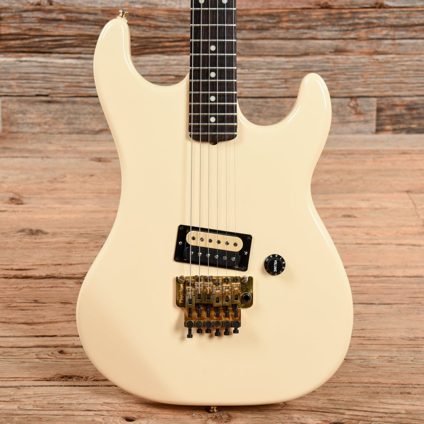 Kramer Baretta White 1984 Electric Guitars / Solid Body