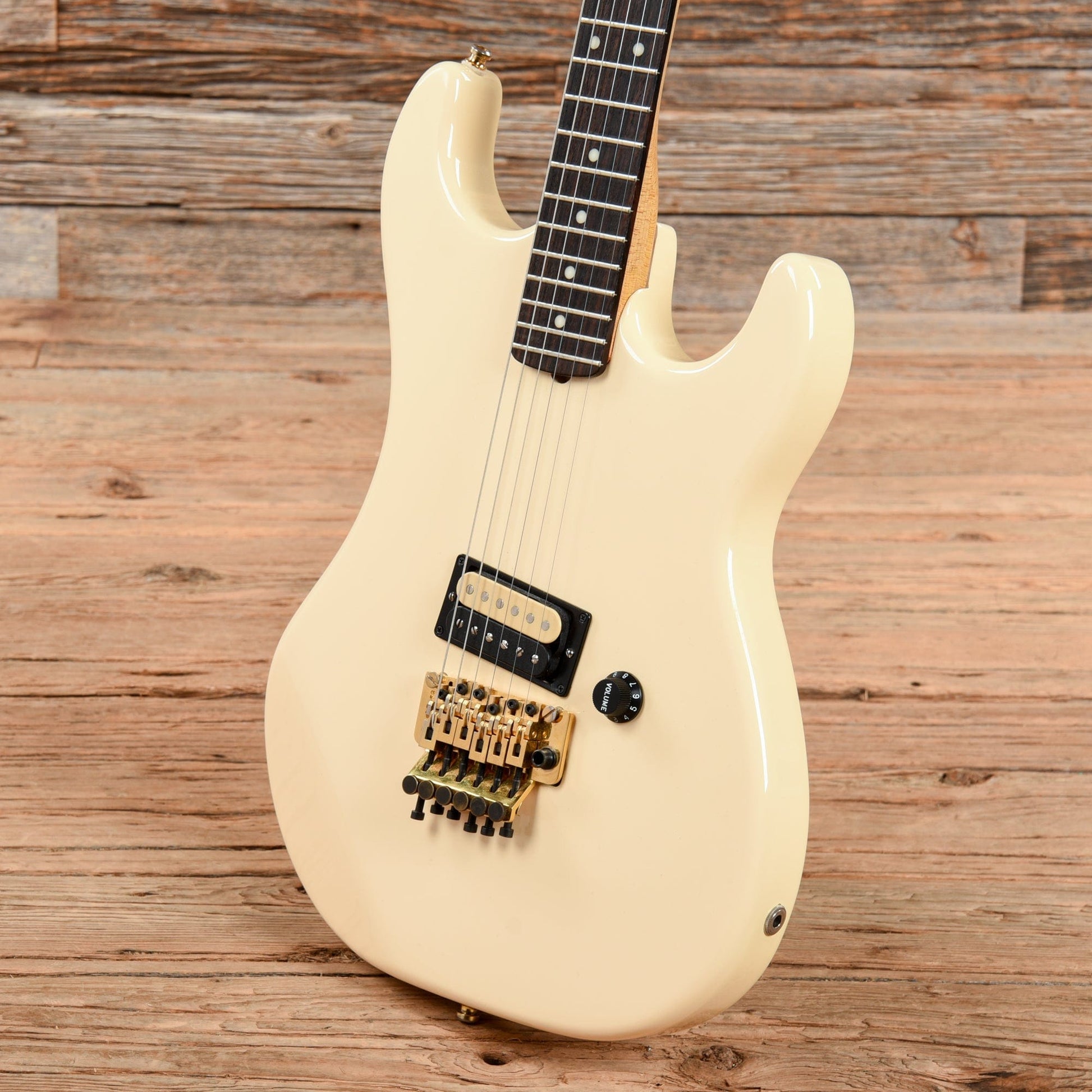 Kramer Baretta White 1984 Electric Guitars / Solid Body