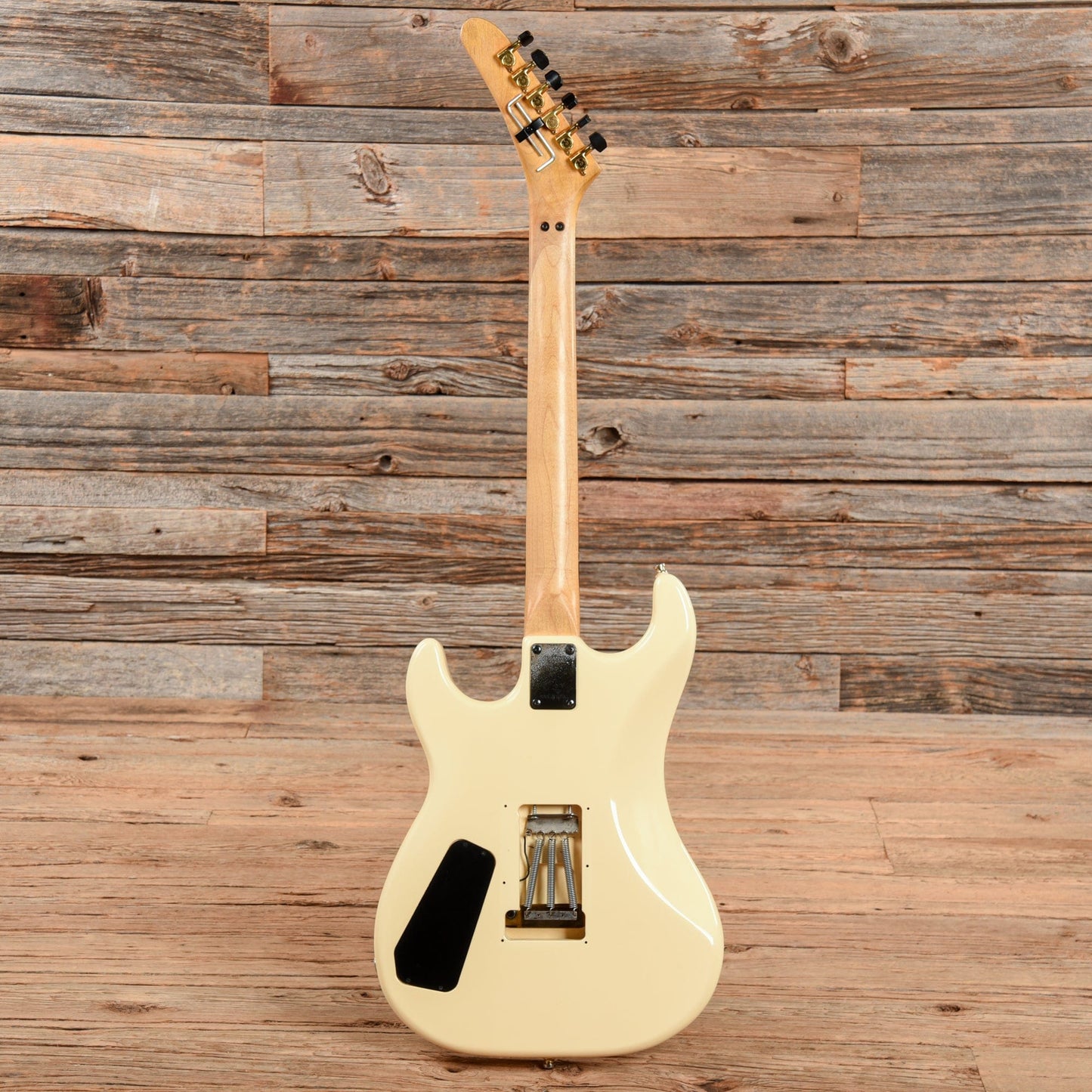 Kramer Baretta White 1984 Electric Guitars / Solid Body