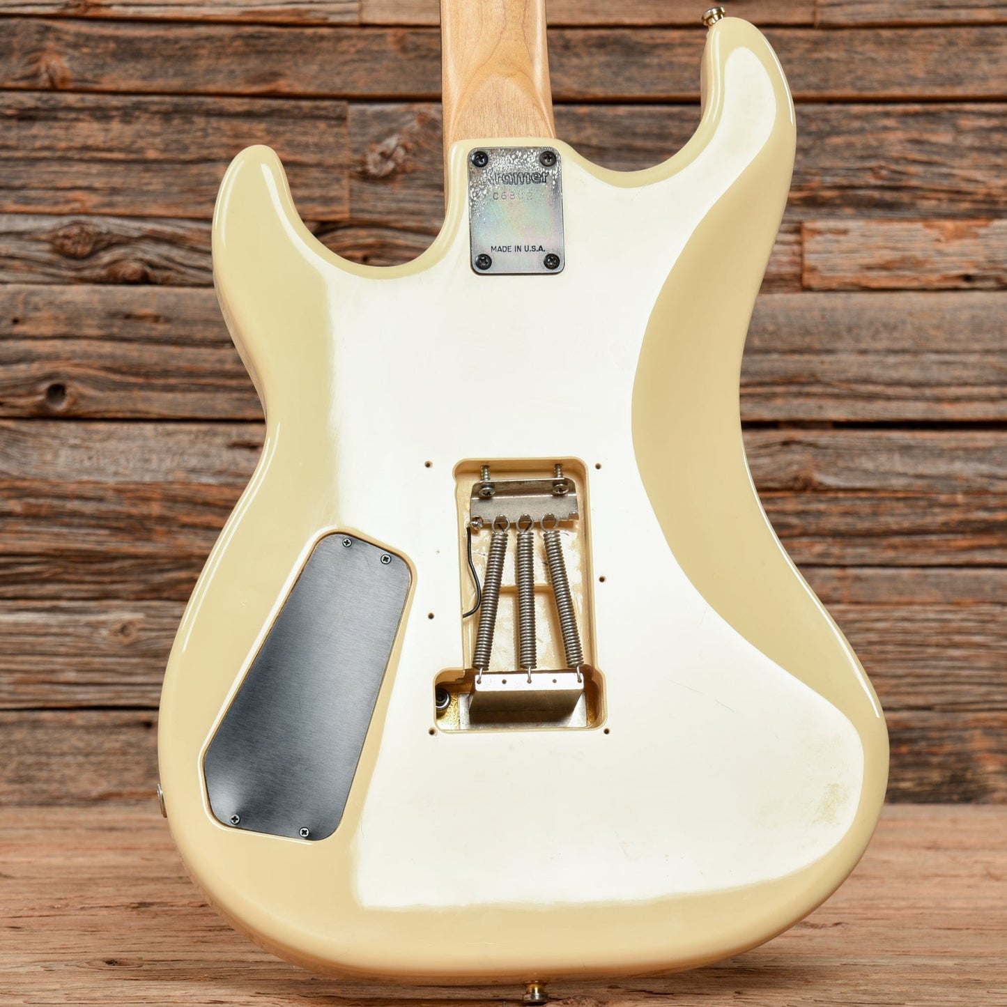 Kramer Baretta White 1984 Electric Guitars / Solid Body