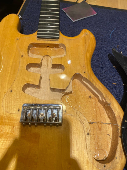 Kramer DMZ 3000 Natural 1970s Electric Guitars / Solid Body