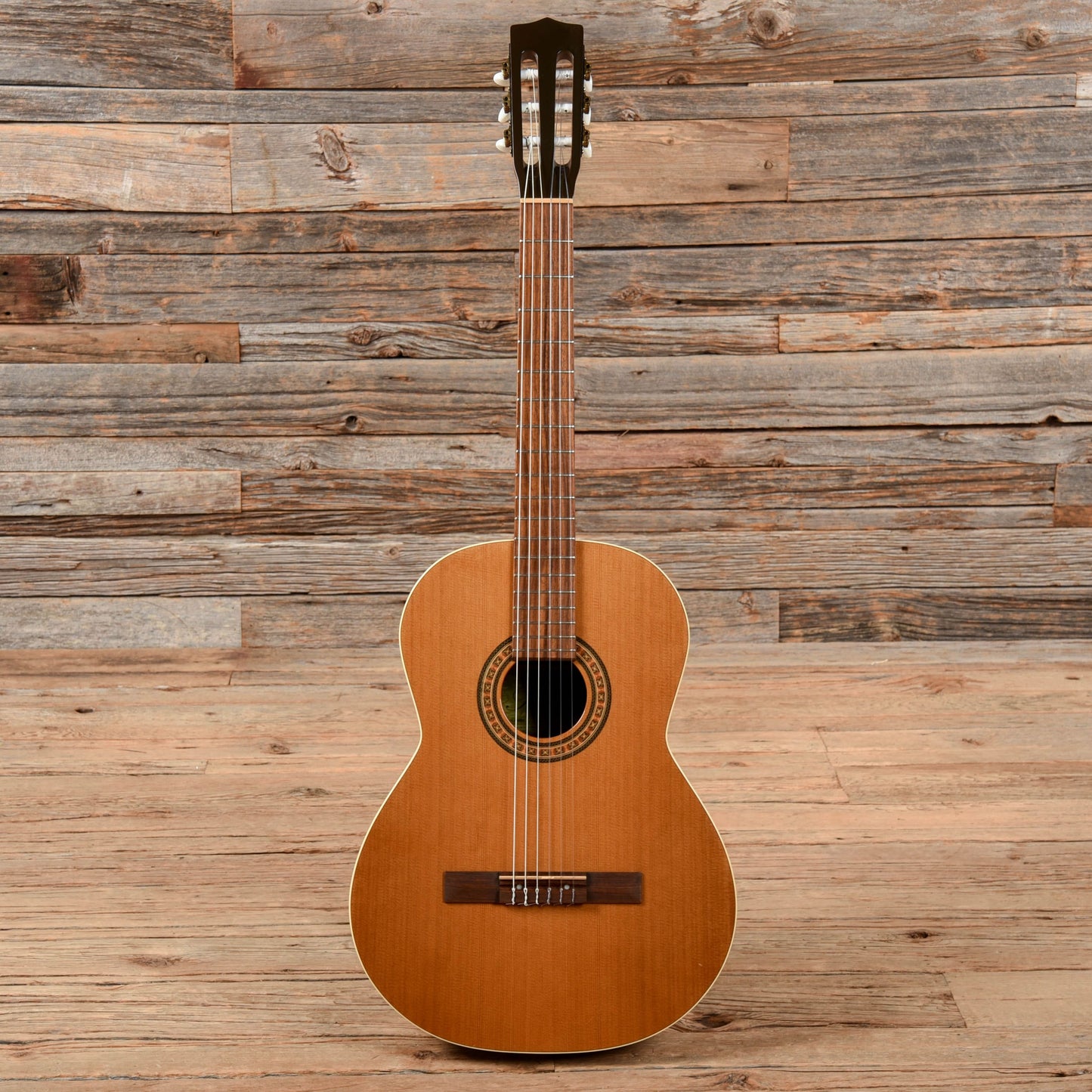 La Patrie Collection Classical Natural Acoustic Guitars / Classical