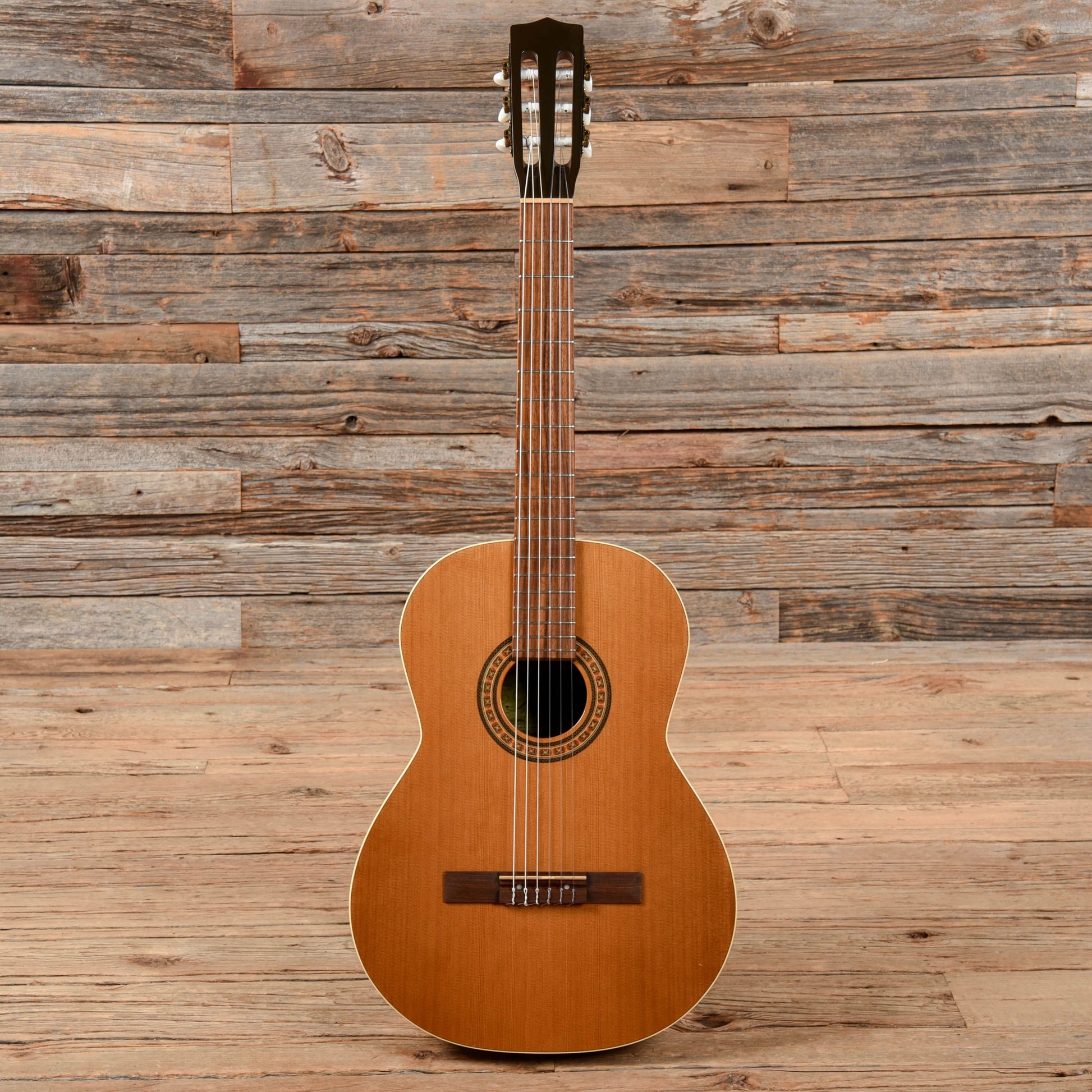 La Patrie Collection Classical Natural Acoustic Guitars / Classical