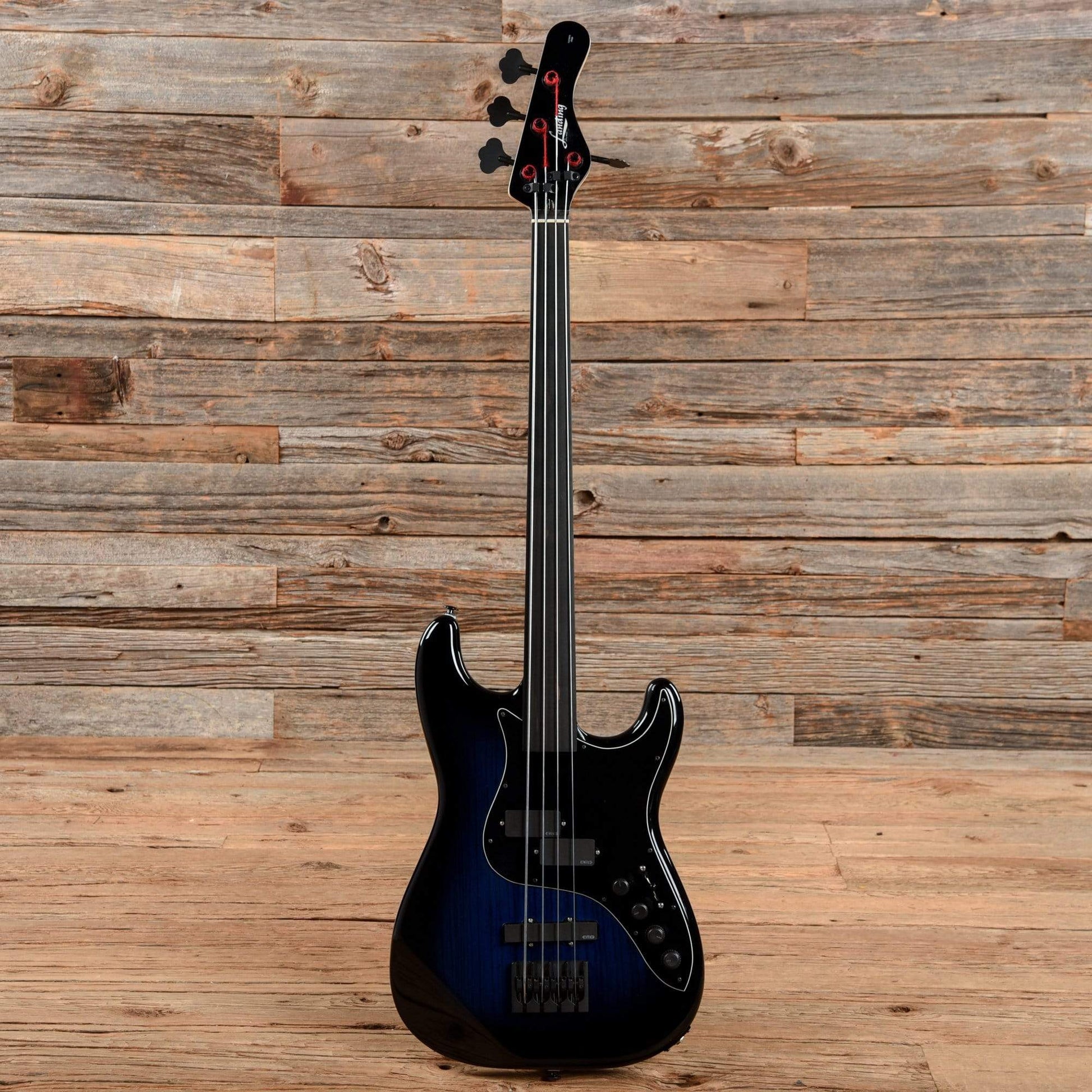 Landing L30 Fretless Black Bass Guitars / Short Scale