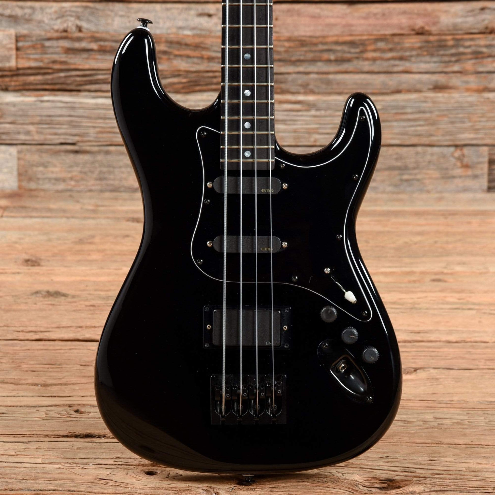 Landing L300 Black Bass Guitars / Short Scale