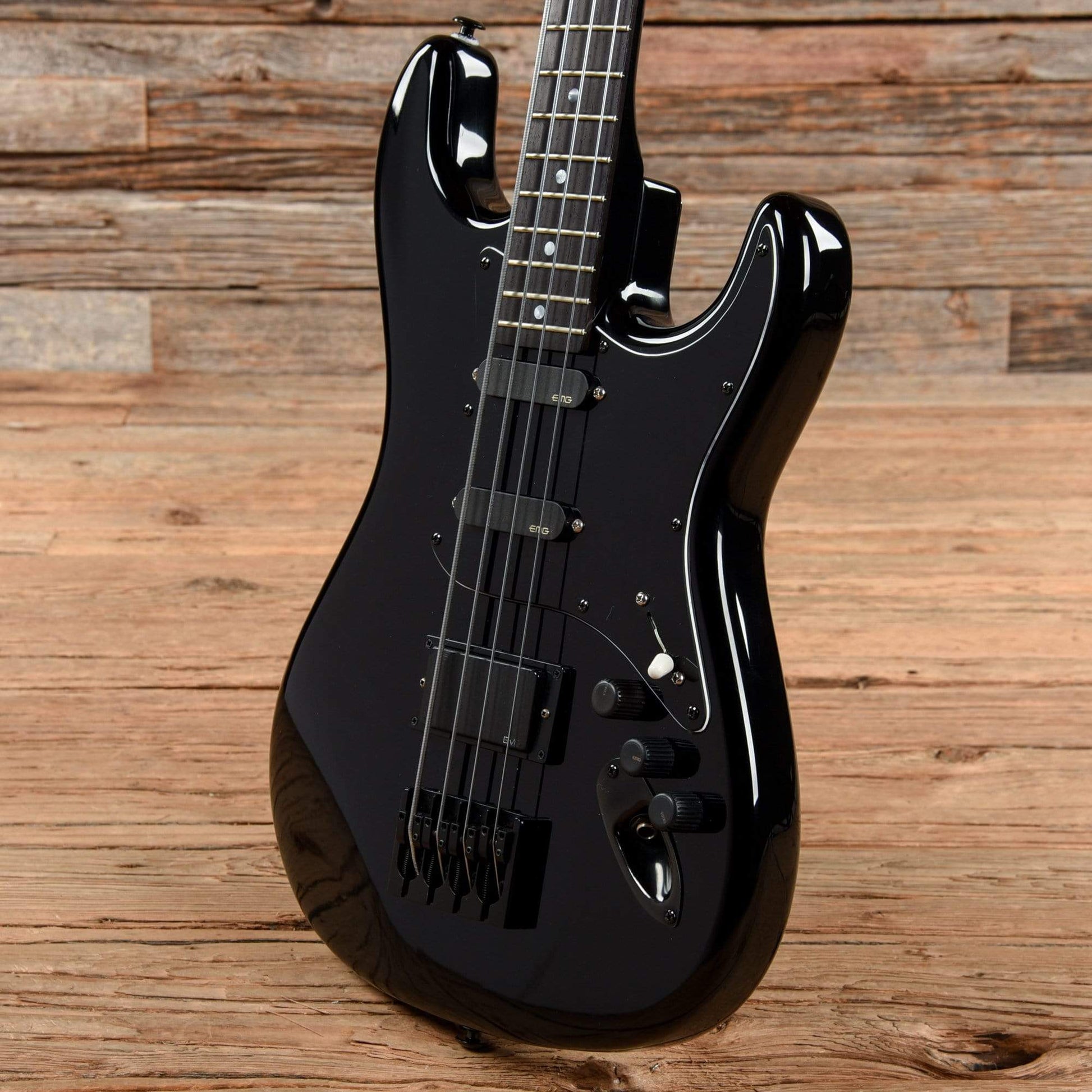 Landing L300 Black Bass Guitars / Short Scale