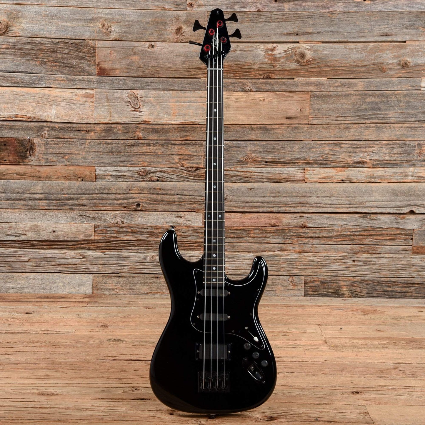 Landing L300 Black Bass Guitars / Short Scale