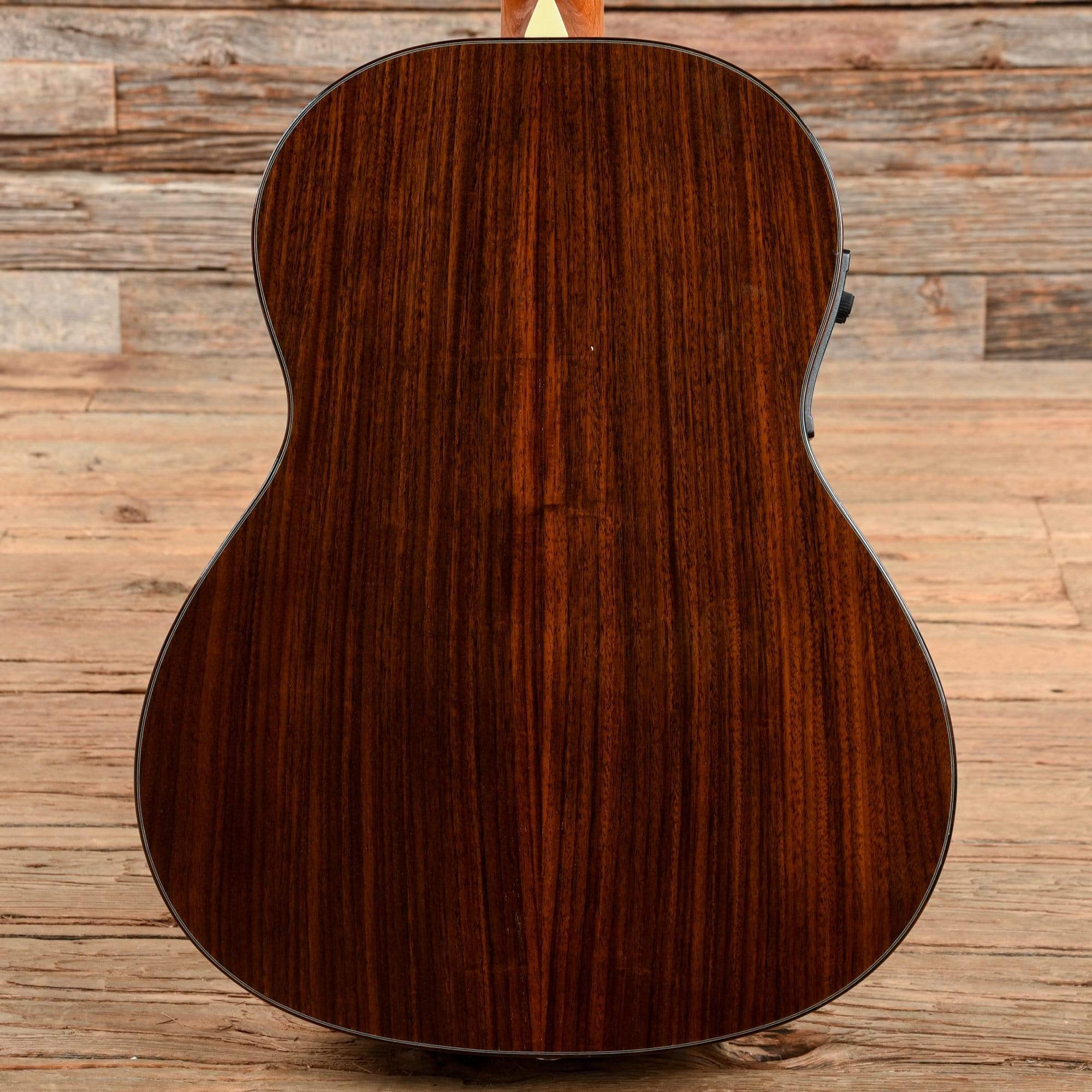 Larrivee L-09 Natural Acoustic Guitars / Dreadnought