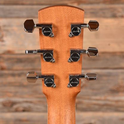 Larrivee OM-03R Natural Acoustic Guitars / OM and Auditorium