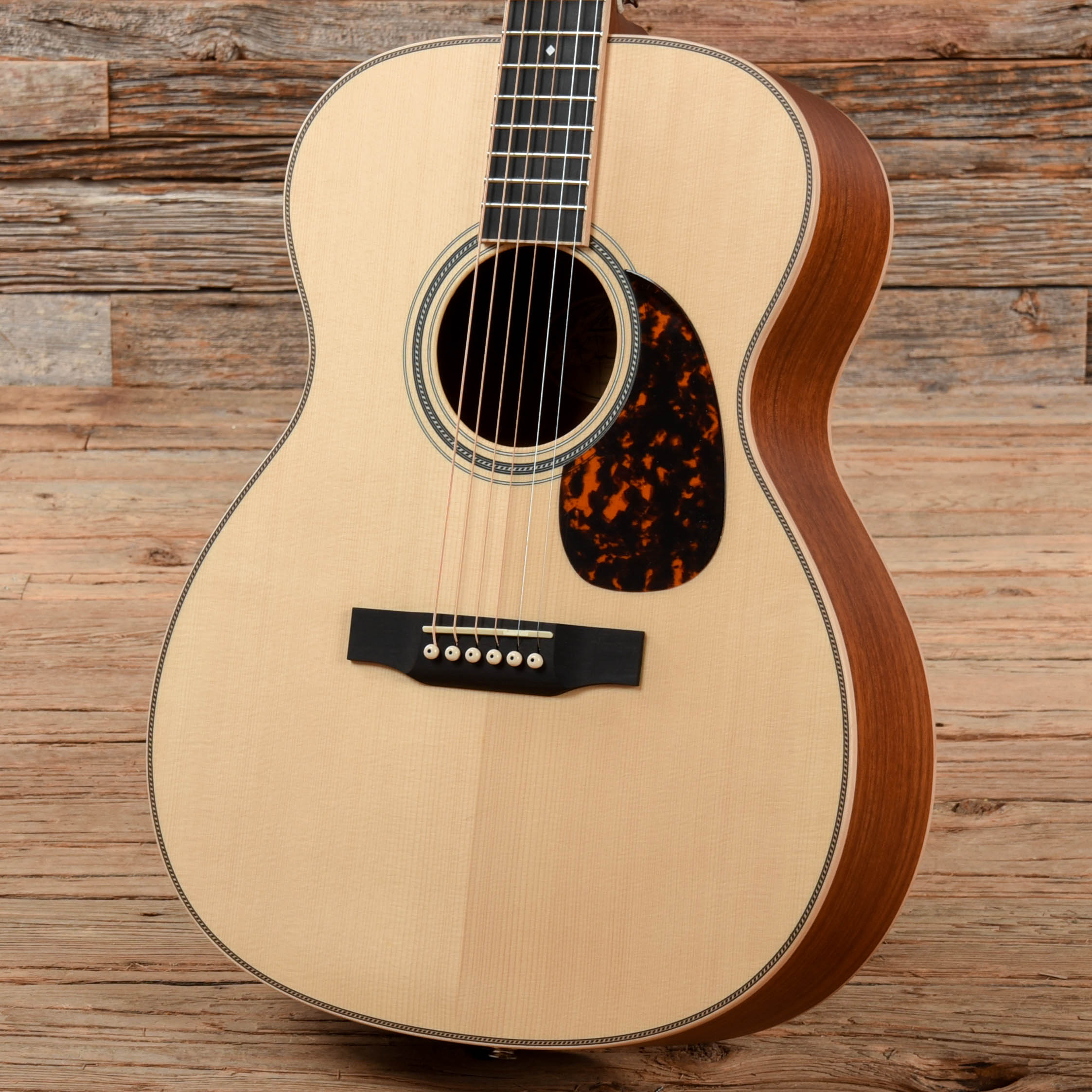 Larrivee OM-40 Natural 2015 Acoustic Guitars / OM and Auditorium