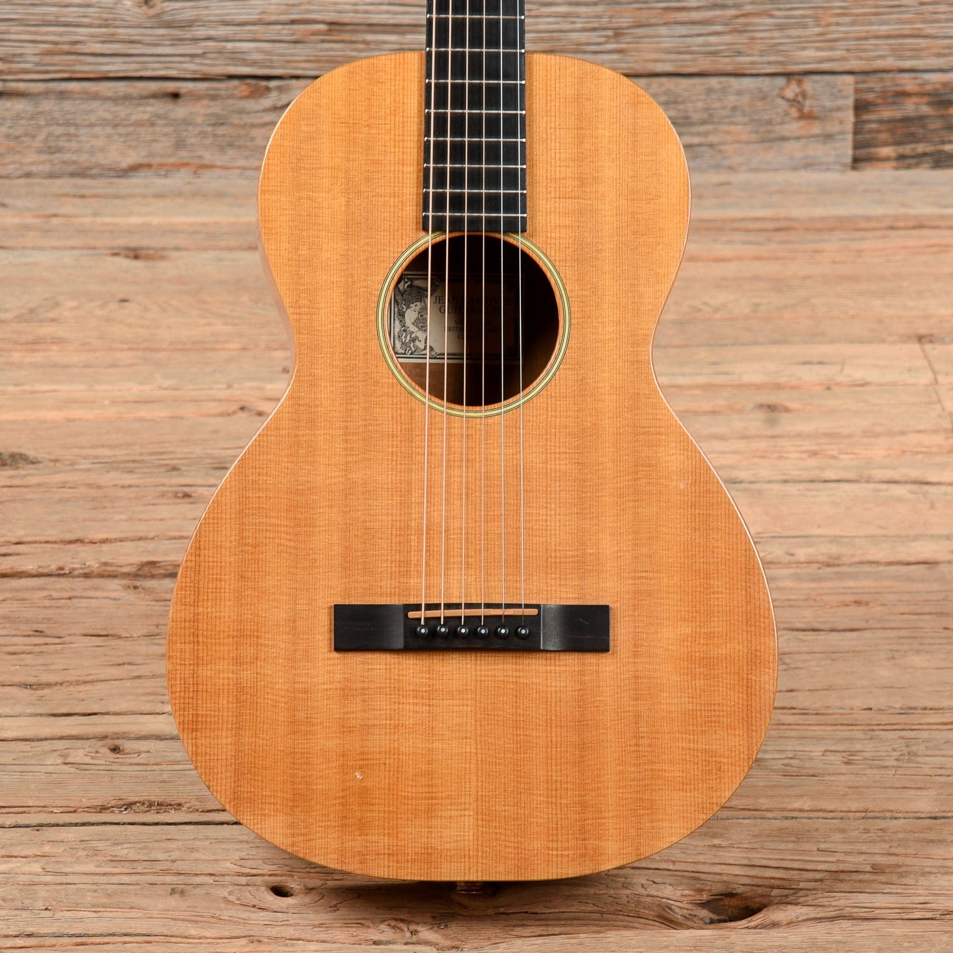 Larrivee 0-01 Parlor Natural Acoustic Guitars / Parlor