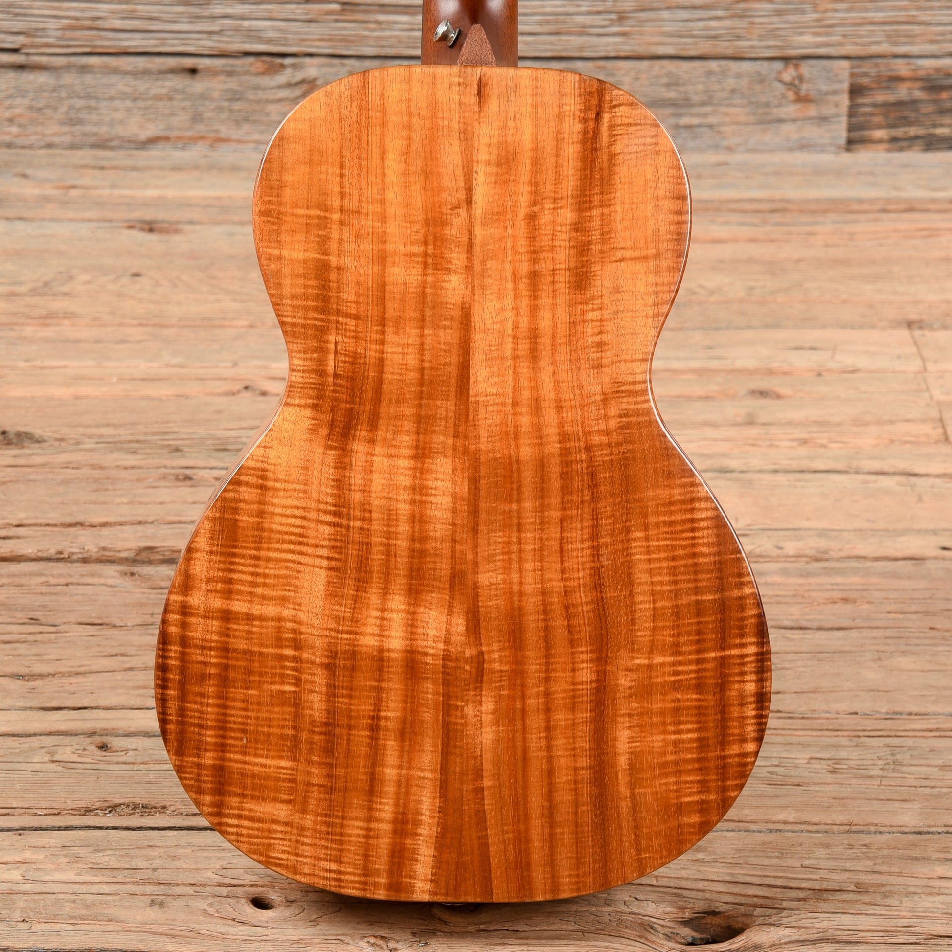 Larrivee 0-01 Parlor Natural Acoustic Guitars / Parlor