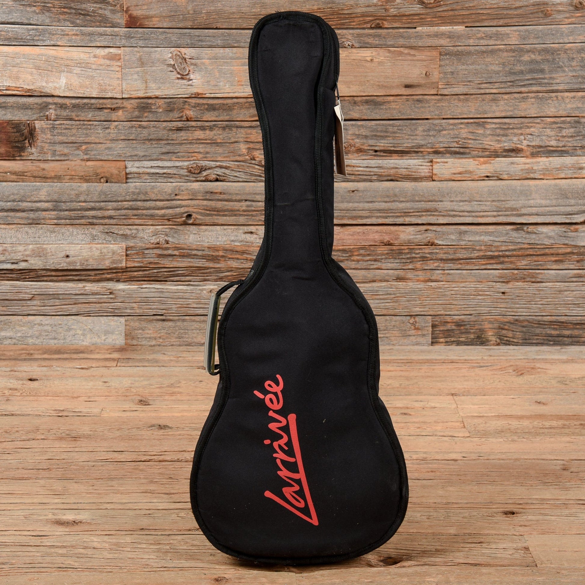 Larrivee 0-01 Parlor Natural Acoustic Guitars / Parlor