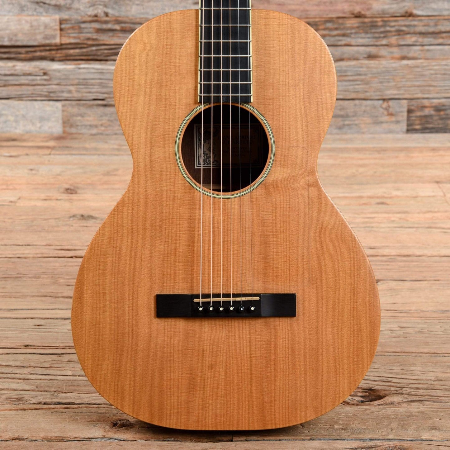 Larrivee O-01 Natural Acoustic Guitars / Parlor