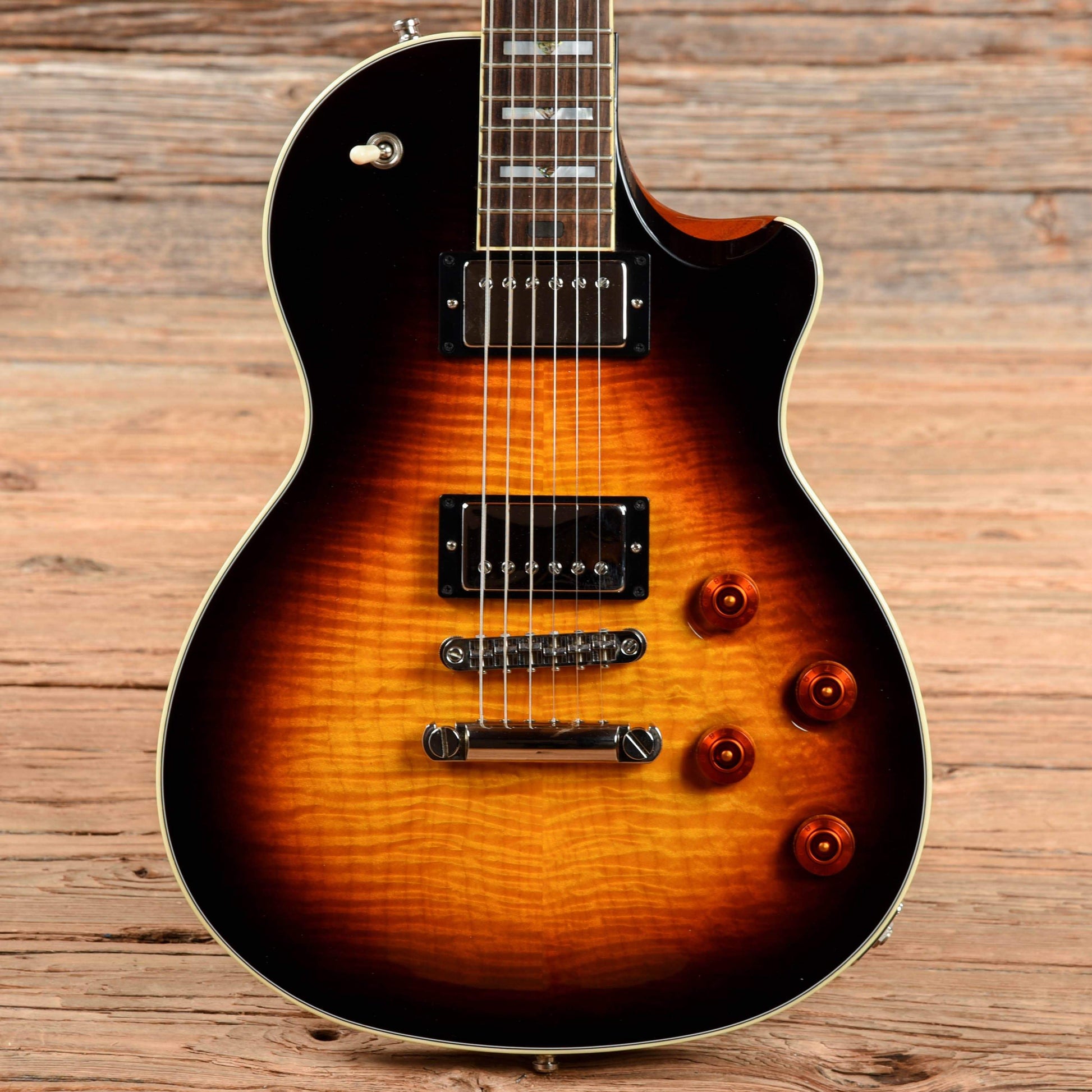 Larrivee RS4 Sunburst 2009 Electric Guitars / Solid Body