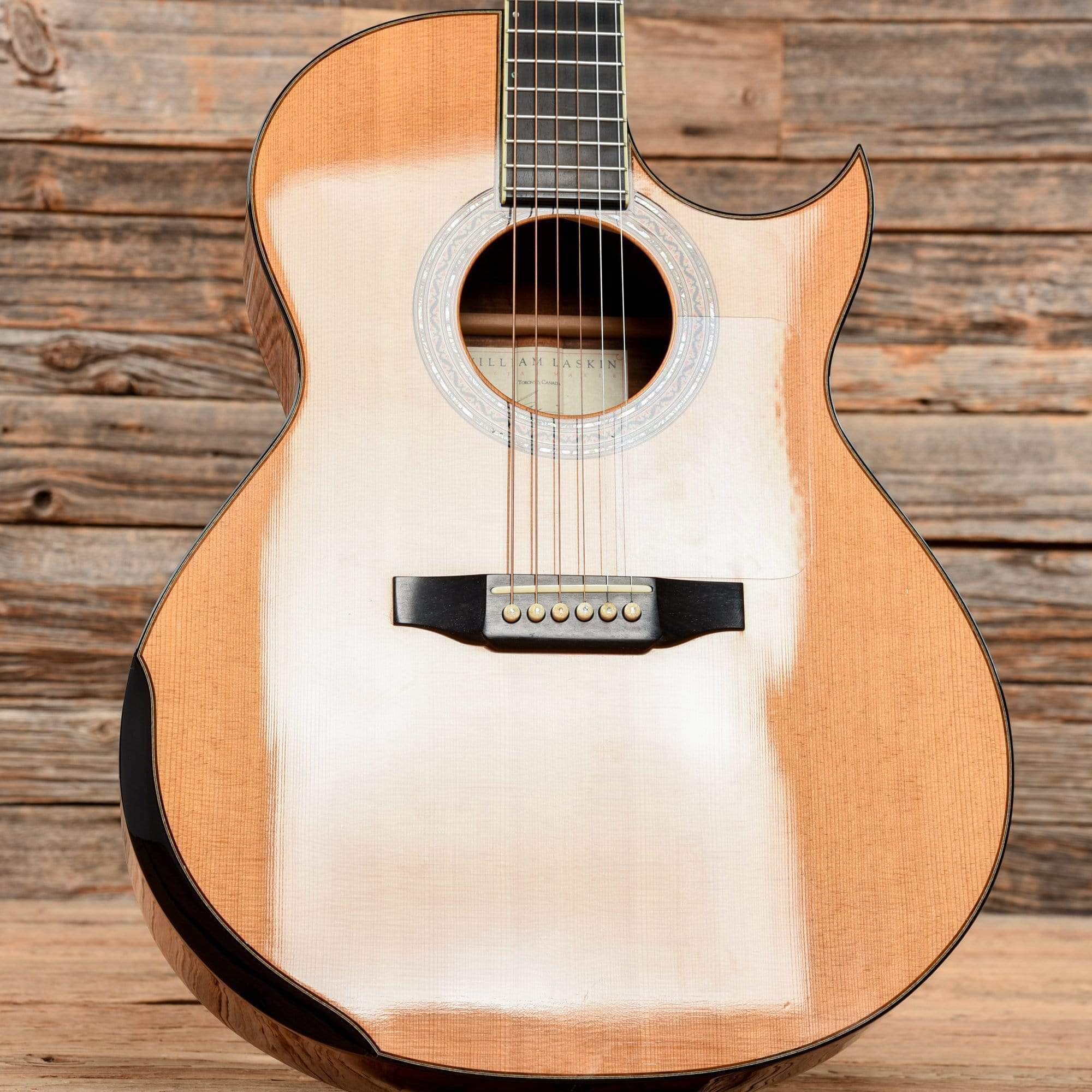 Laskin Mid Natural 1999 Acoustic Guitars / Concert