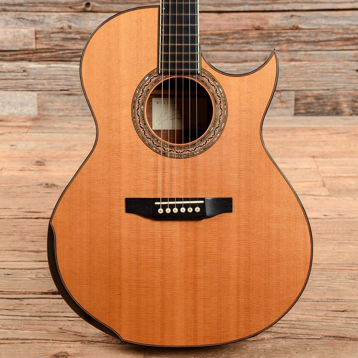 Laskin Mid Natural 1999 Acoustic Guitars / Concert