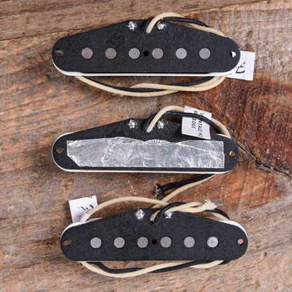 Lindy Fralin Strat Vintage Hot Pickup Set Yellow Parts / Guitar Pickups