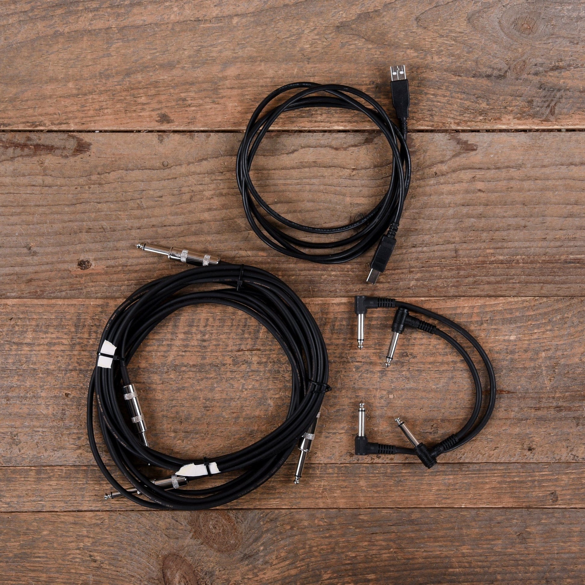 Line 6 POD Go Guitar Multi-Effects Processor Effects and Pedals / Amp Modeling