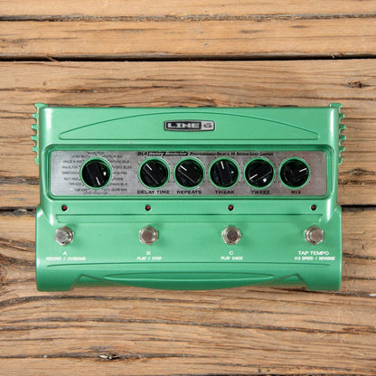 Line 6 DL4 Delay Modeler Effects and Pedals / Delay