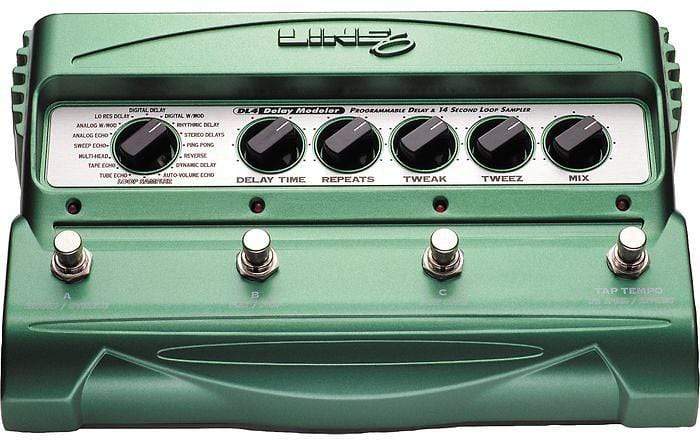 Line 6 DL4 Delay Stompbox Modeler Effects and Pedals / Delay