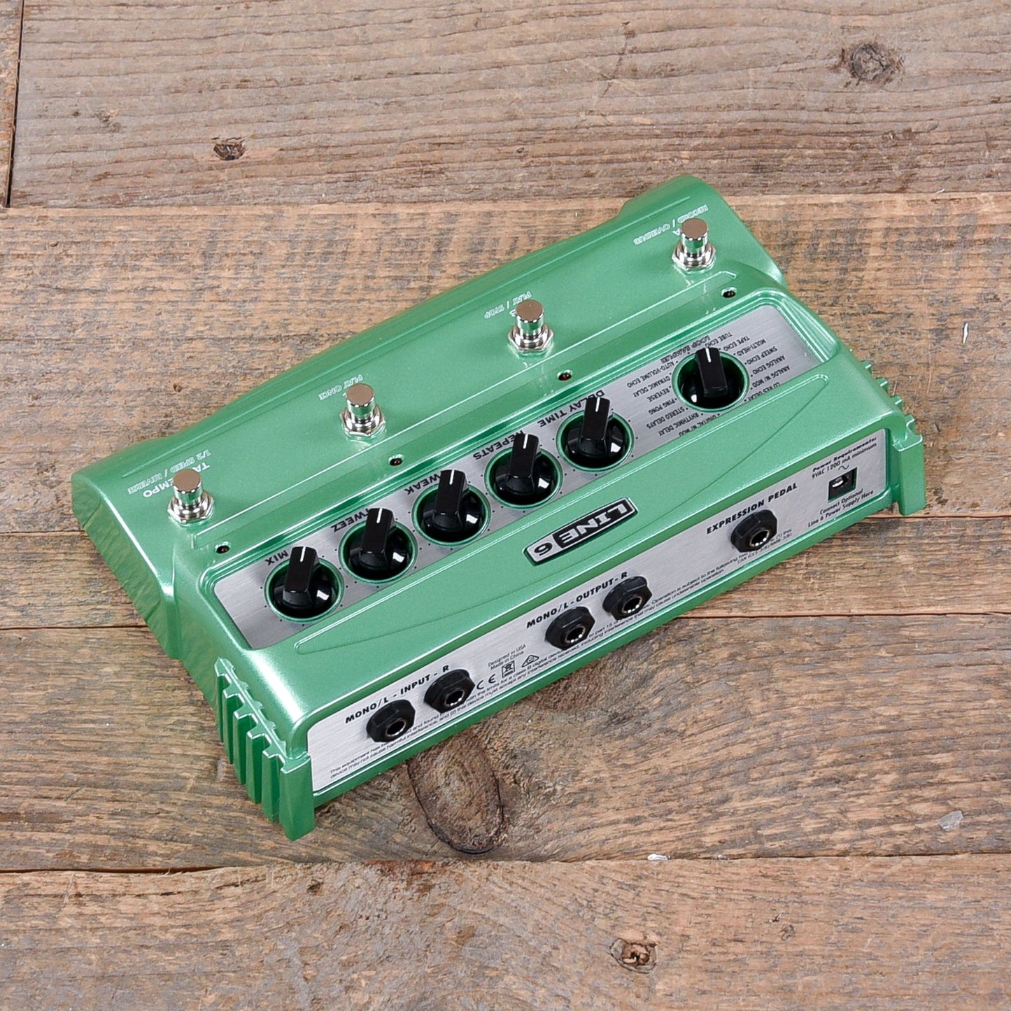 Line 6 DL4 Delay Stompbox Modeler Effects and Pedals / Delay