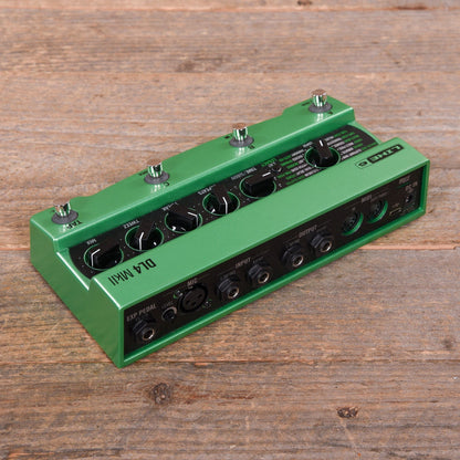 Line 6 DL4 MKII Delay Modeler Pedal Effects and Pedals / Delay