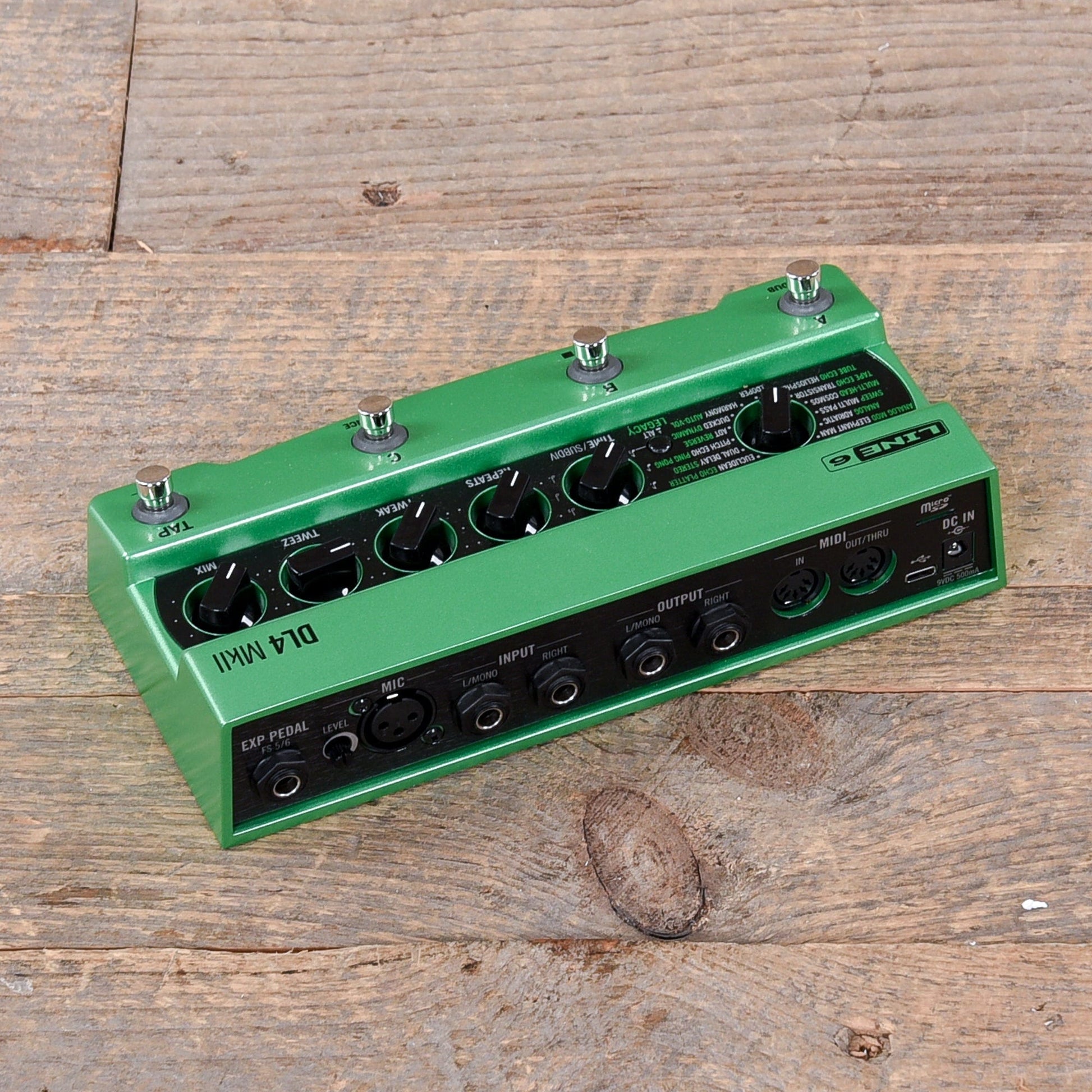 Line 6 DL4 MKII Delay Modeler Pedal Effects and Pedals / Delay