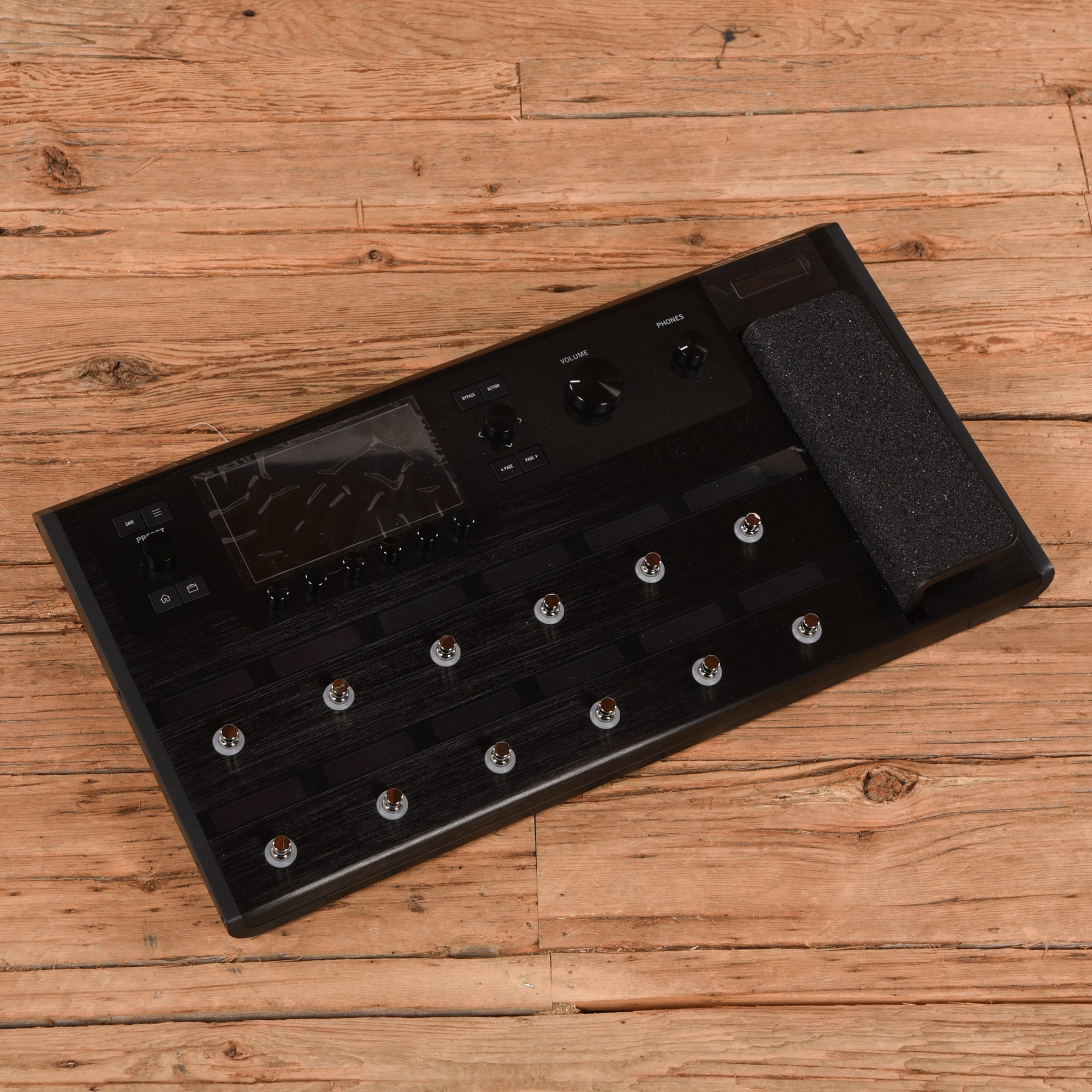 Line 6 Helix Floor Effects and Pedals / Multi-Effect Unit