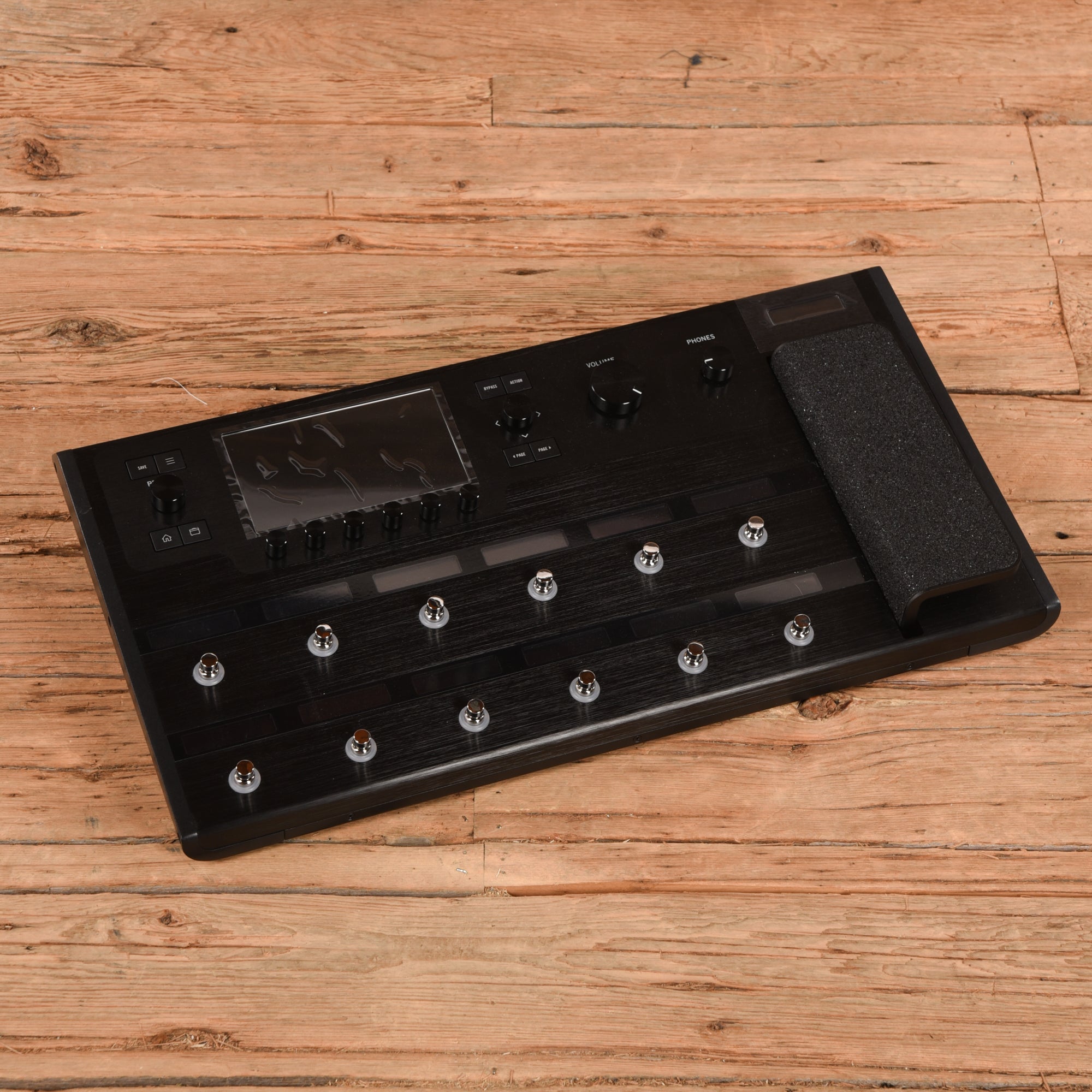 Line 6 Helix Floor Effects and Pedals / Multi-Effect Unit