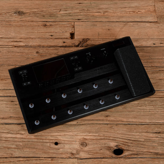Line 6 Helix Floor Multi-Effect / Amp Modeler Effects and Pedals / Multi-Effect Unit