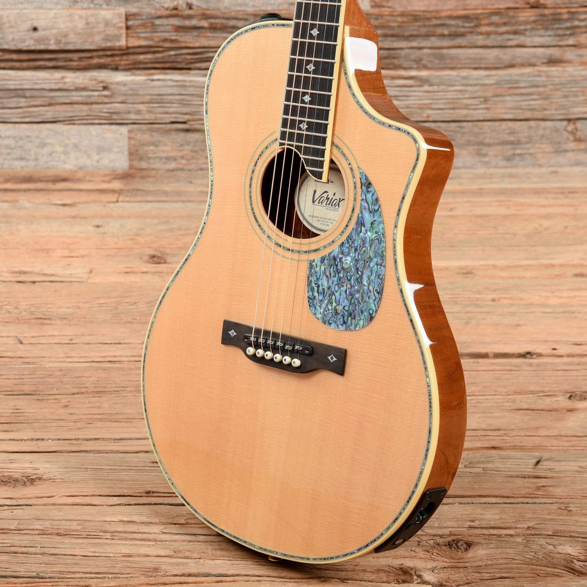 Line 6 Proto 900 Natural 2008 Electric Guitars / Semi-Hollow