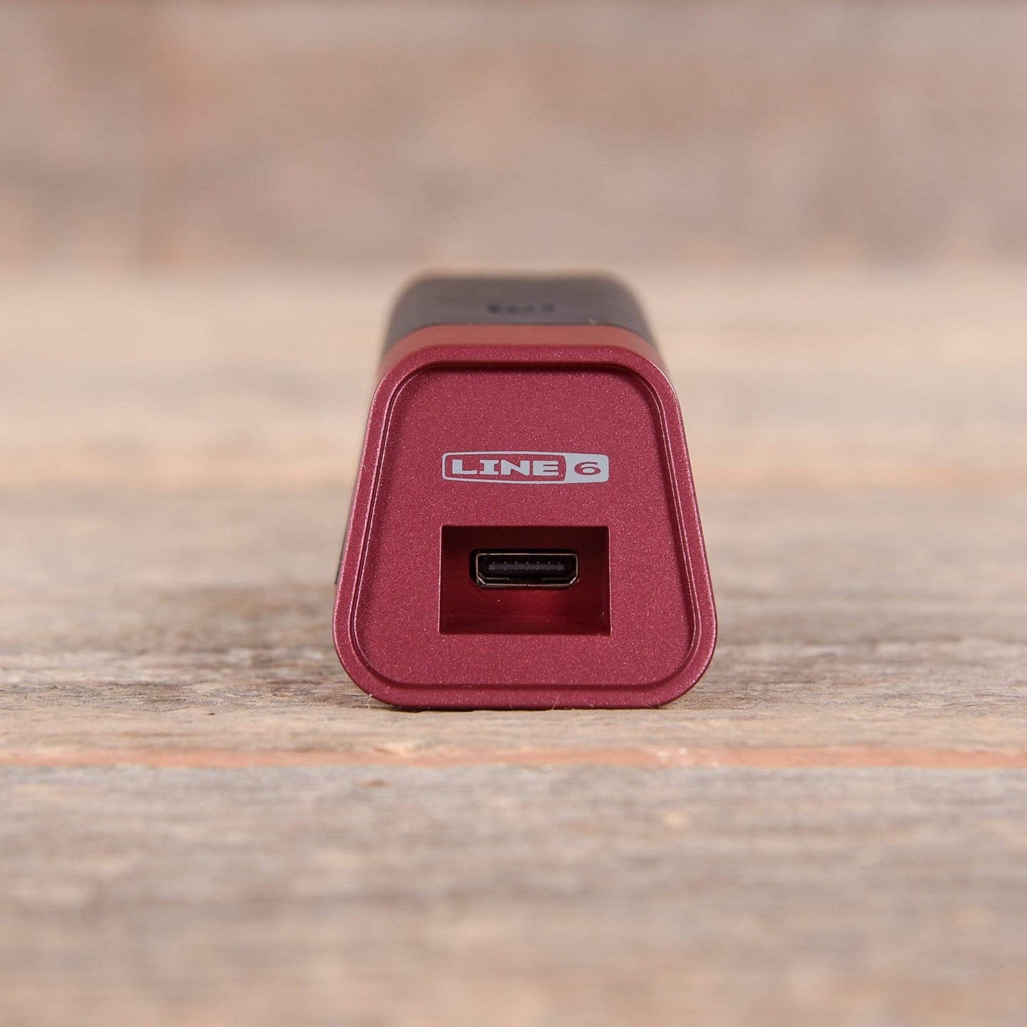 Line 6 Sonic Port Pro-Quality iOS Guitar System for iPhone & iPad Pro Audio / Interfaces