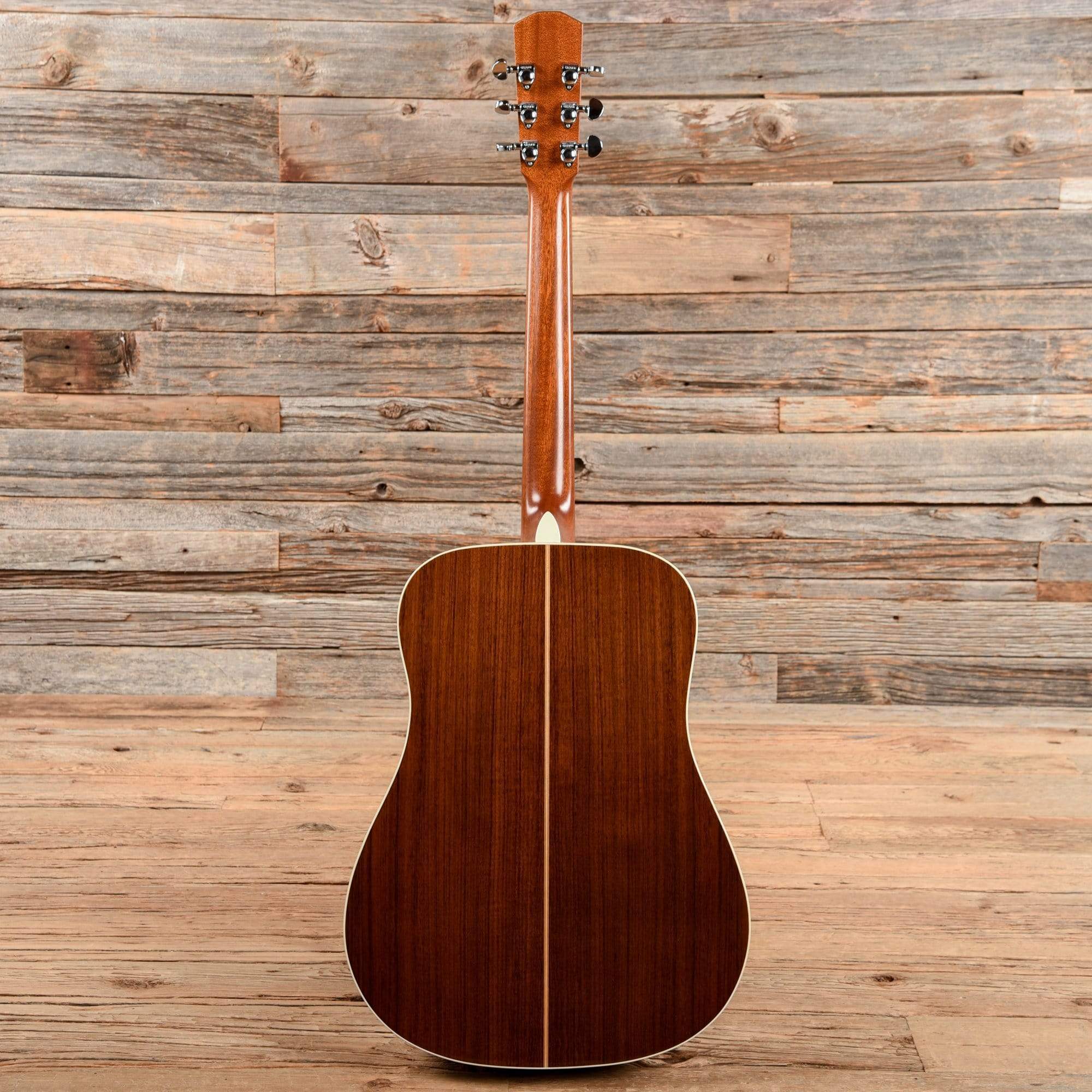 LoPrinzi Novo Futura Custom Natural Acoustic Guitars / Concert