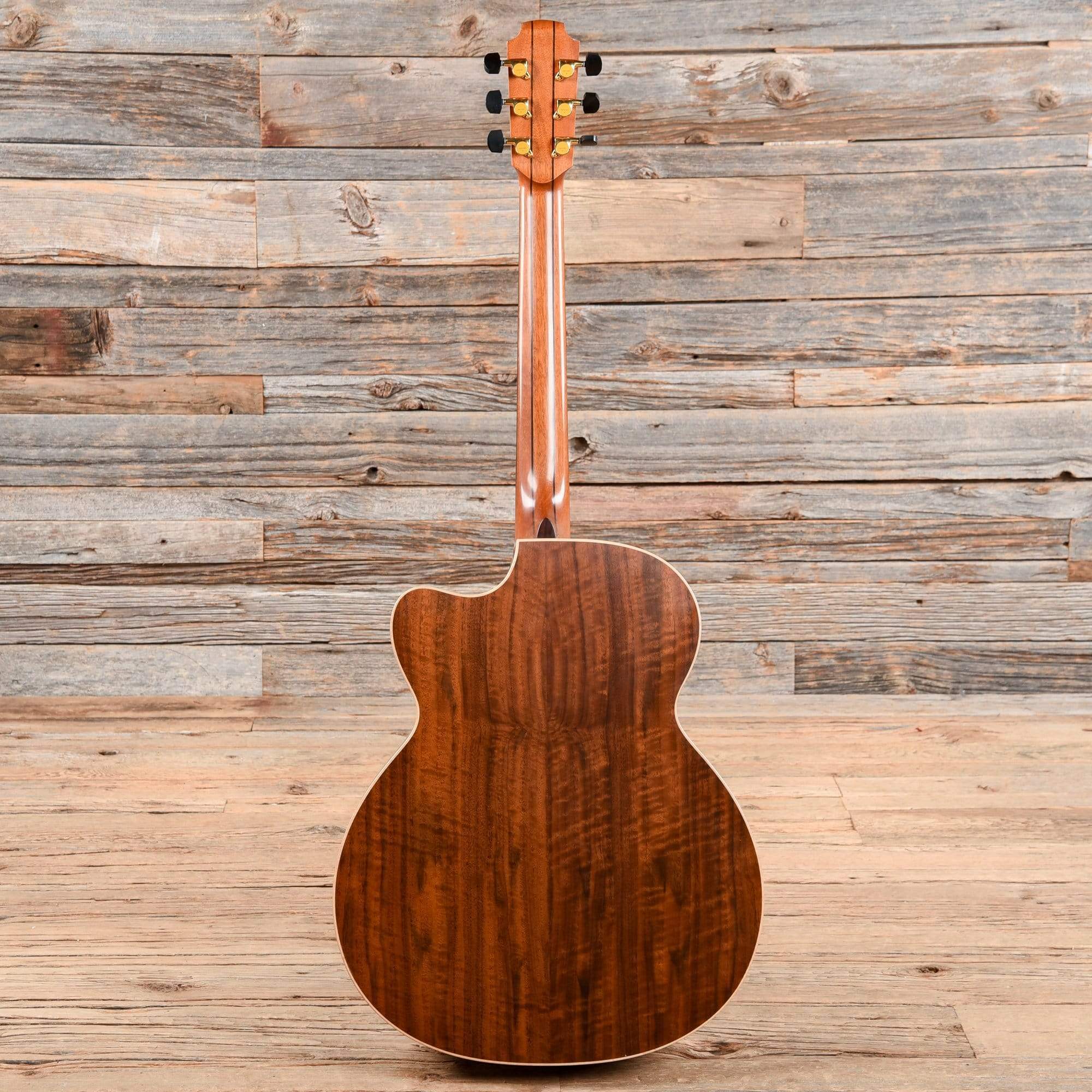 Lowden O-23 Cedar Natural 2013 Acoustic Guitars / OM and Auditorium