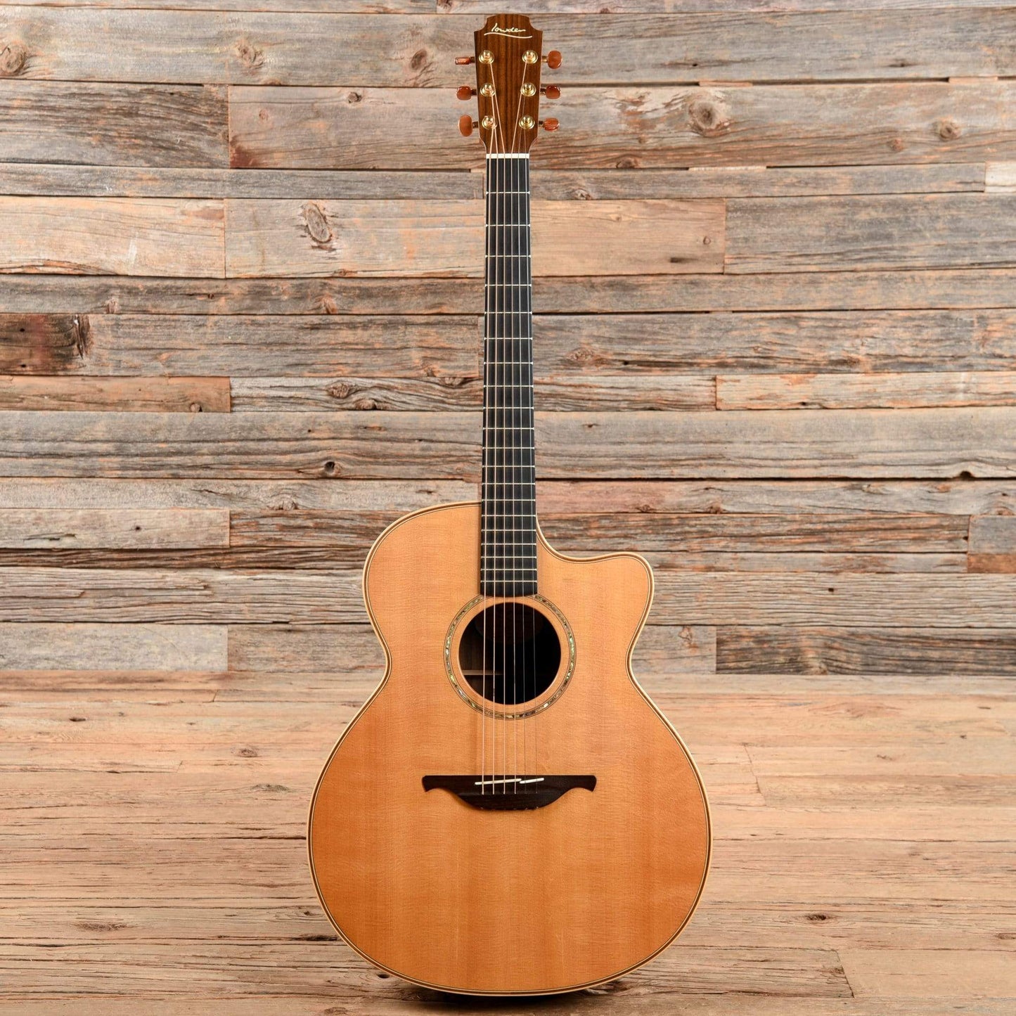 Lowden O32C 2000s Natural Acoustic Guitars / OM and Auditorium