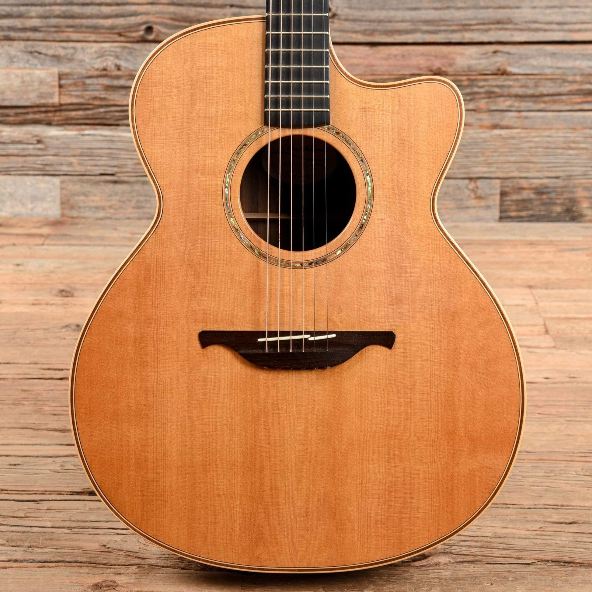 Lowden O32C 2000s Natural Acoustic Guitars / OM and Auditorium