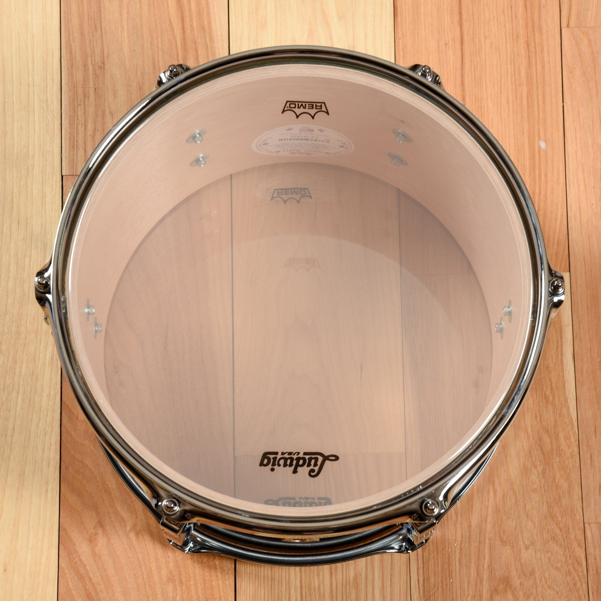 Ludwig Classic Maple 12/14/20 3pc. Drum Kit Black Cortex w/Bamboo Strata Hoop Inlays Drums and Percussion / Acoustic Drums / Full Acoustic Kits