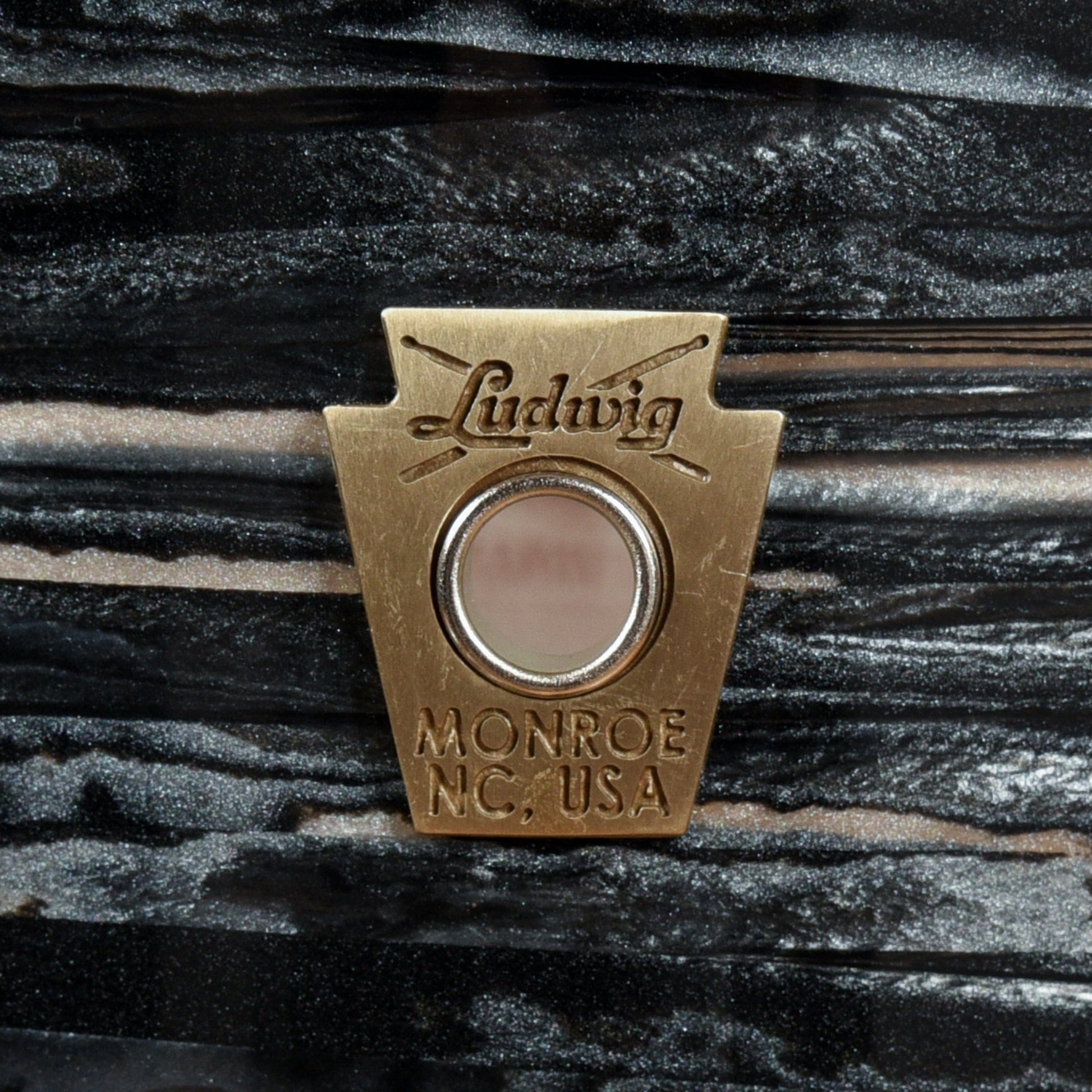 Ludwig Classic Maple 12/14/20 3pc. Drum Kit Vintage Black Oyster Vintage Build Drums and Percussion / Acoustic Drums / Full Acoustic Kits