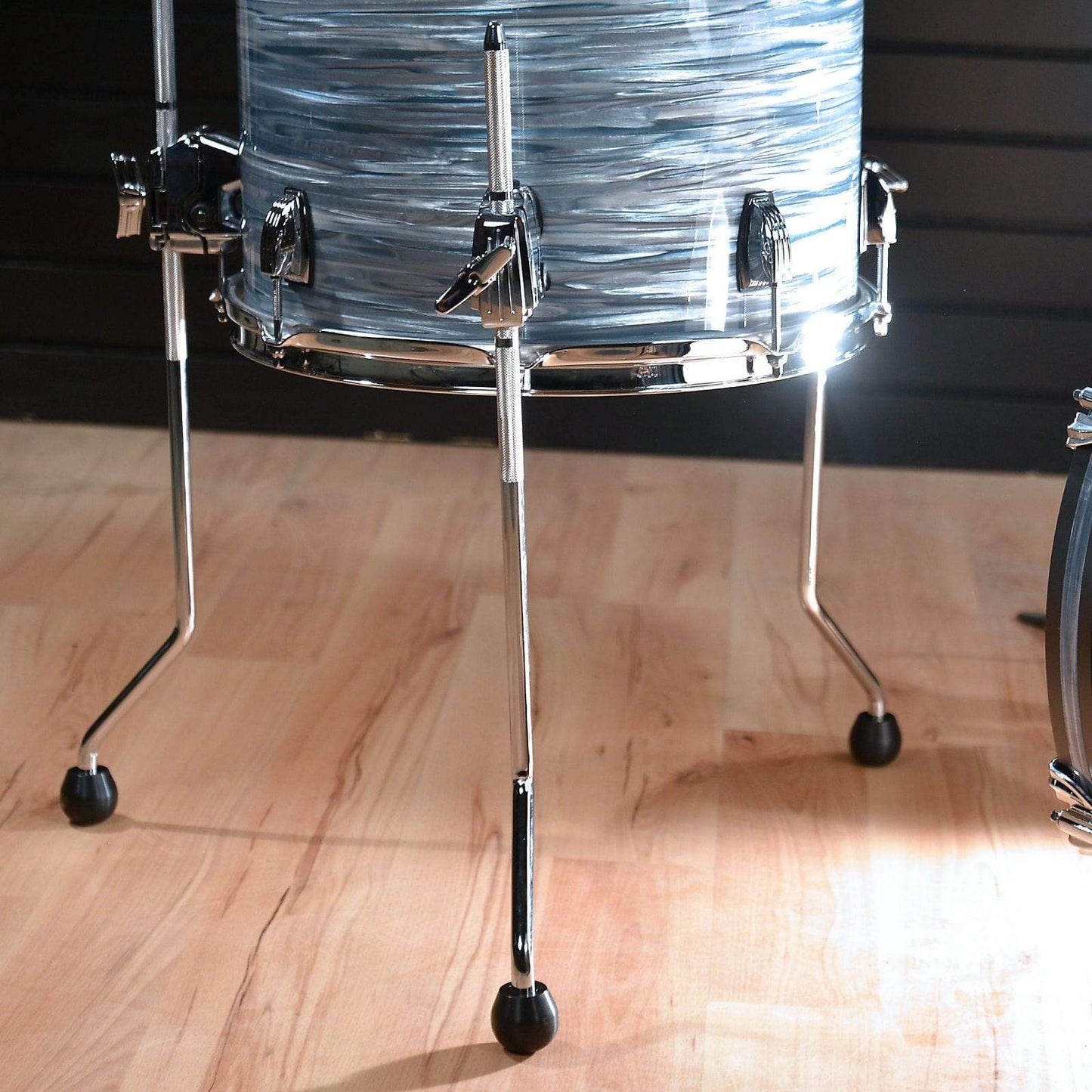 Ludwig Classic Maple 12/14/20 3pc. Drum Kit Vintage Blue Oyster Drums and Percussion / Acoustic Drums / Full Acoustic Kits