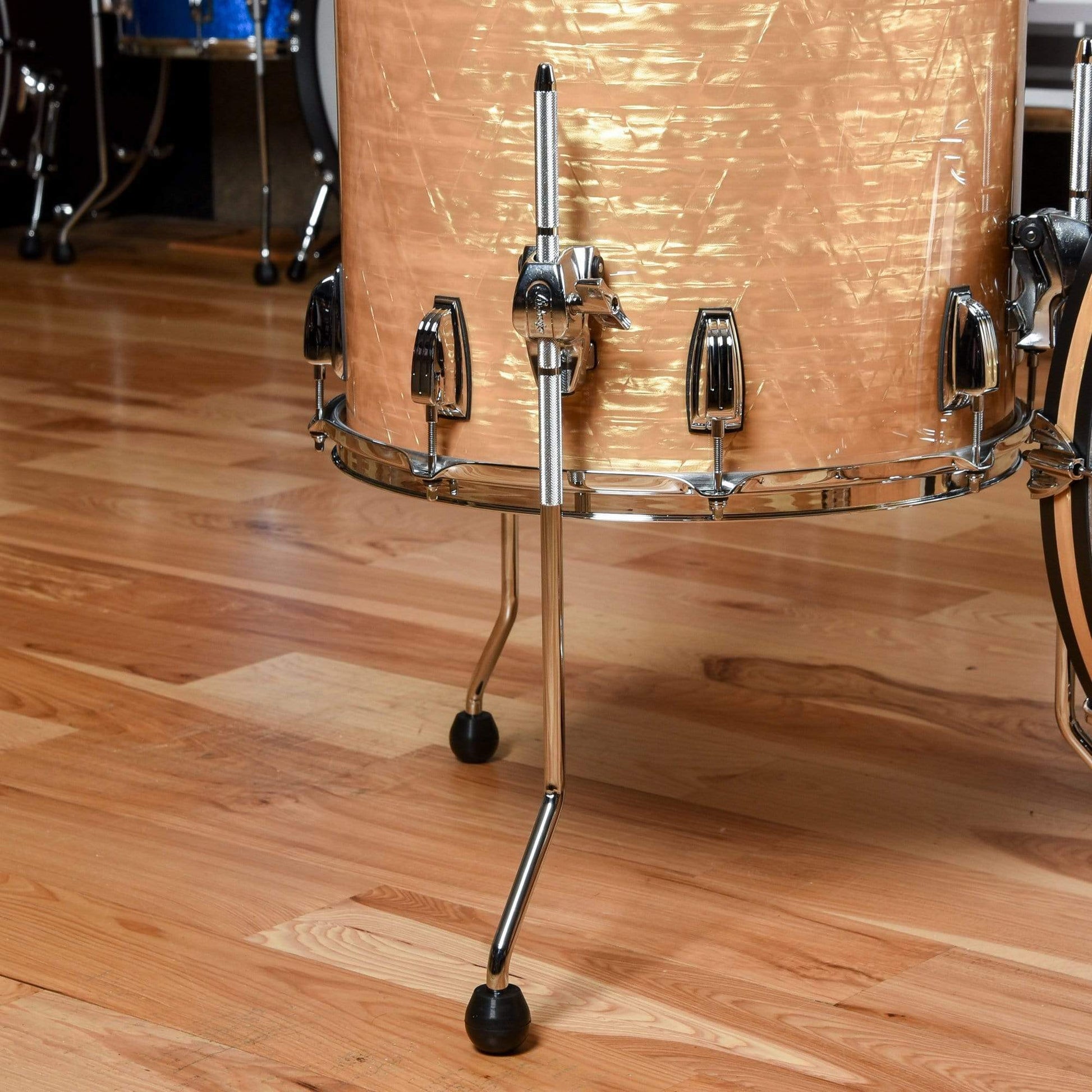 Ludwig Classic Maple 13/16/22 3pc. Drum Kit Aged Onyx Drums and Percussion / Acoustic Drums / Full Acoustic Kits