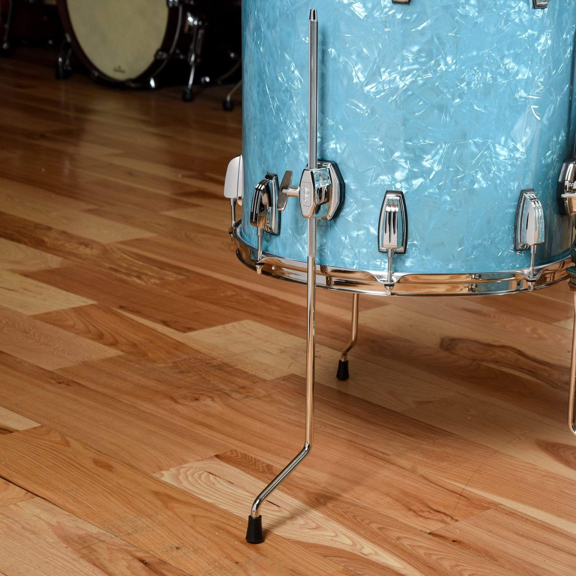 Ludwig Classic Maple 13/16/22 3pc. Drum Kit Glacier Blue Pearl w/Nickel Hardware Limited Edition Drums and Percussion / Acoustic Drums / Full Acoustic Kits