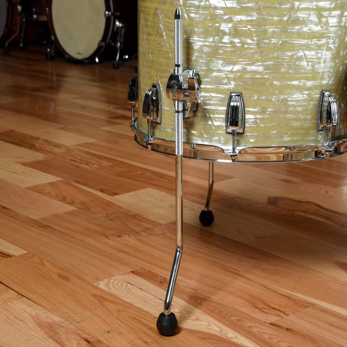 Ludwig Classic Maple 13/16/22 3pc. Drum Kit Olive Pearl Drums and Percussion / Acoustic Drums / Full Acoustic Kits