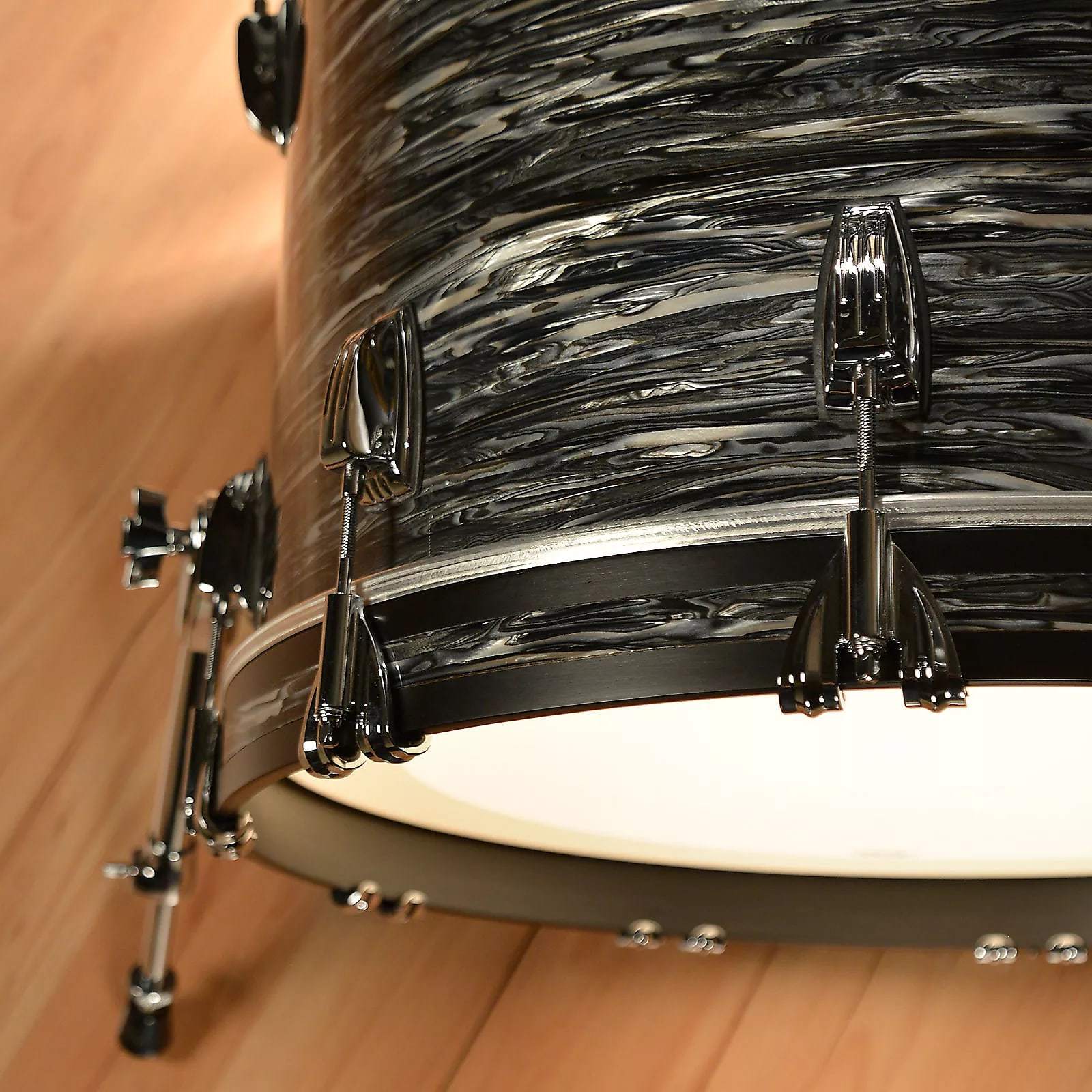 Ludwig Classic Maple 13/16/22 3pc. Drum Kit Vintage Black Oyster Drums and Percussion / Acoustic Drums / Full Acoustic Kits